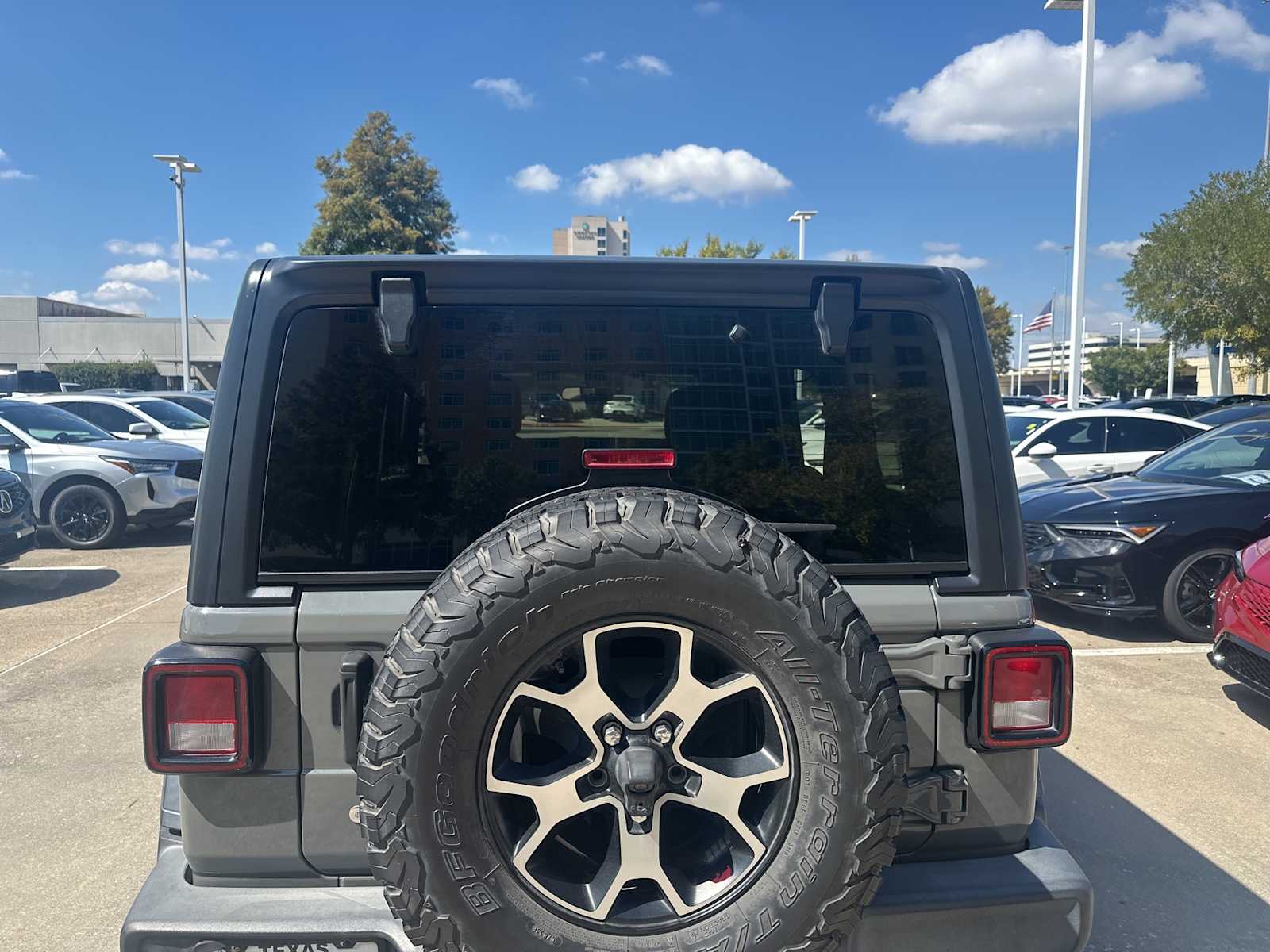 Thumbnail: 2020 Jeep Wrangler - 6