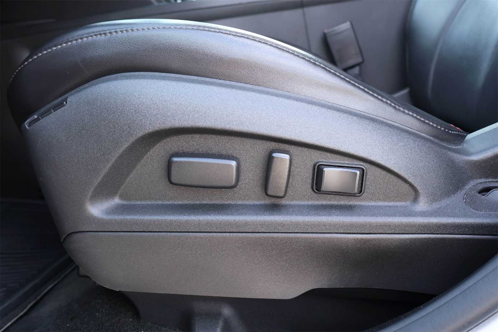 Thumbnail: 2015 Chevrolet Equinox - 24