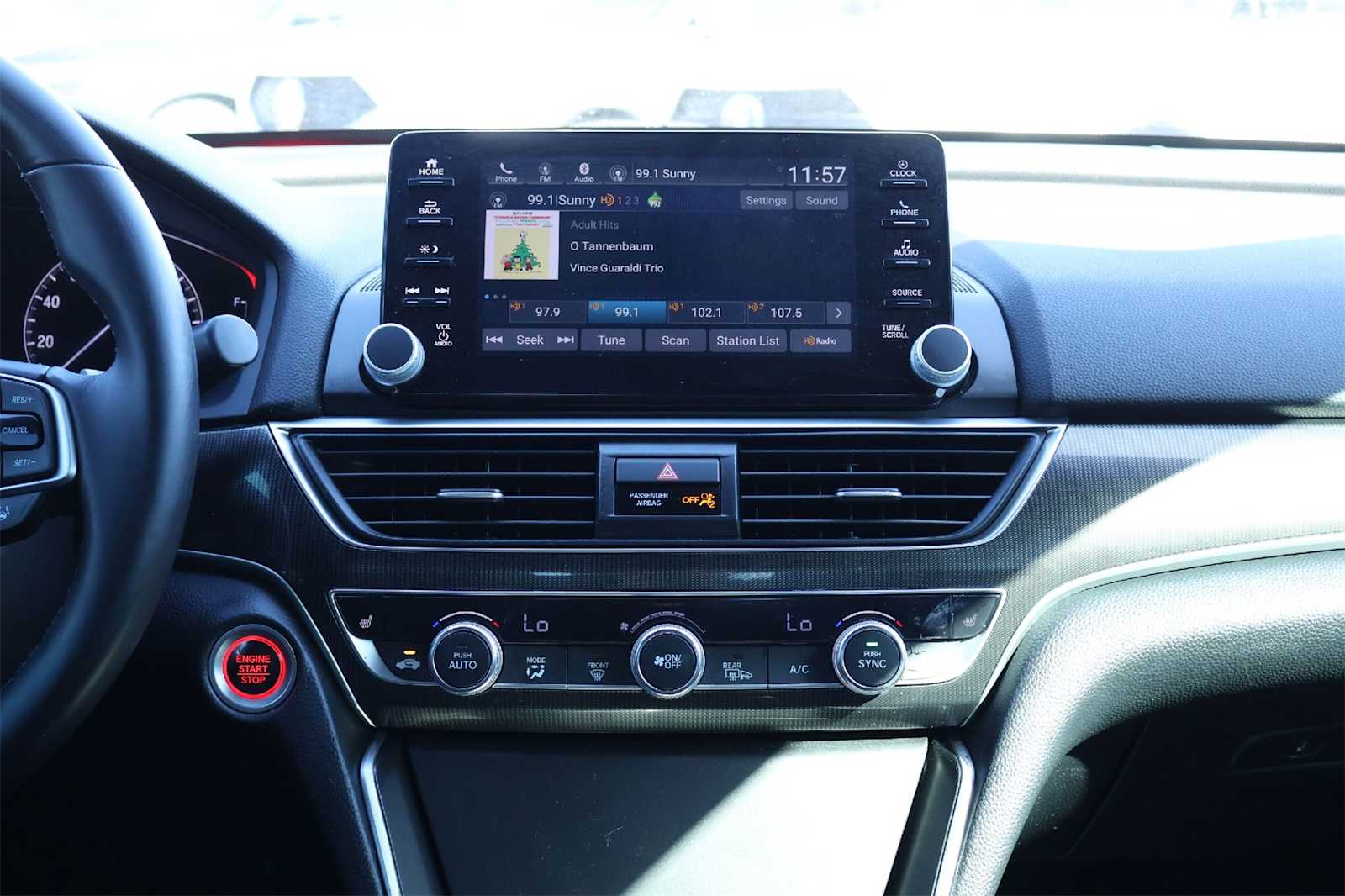 Thumbnail: 2018 Honda Accord - 16