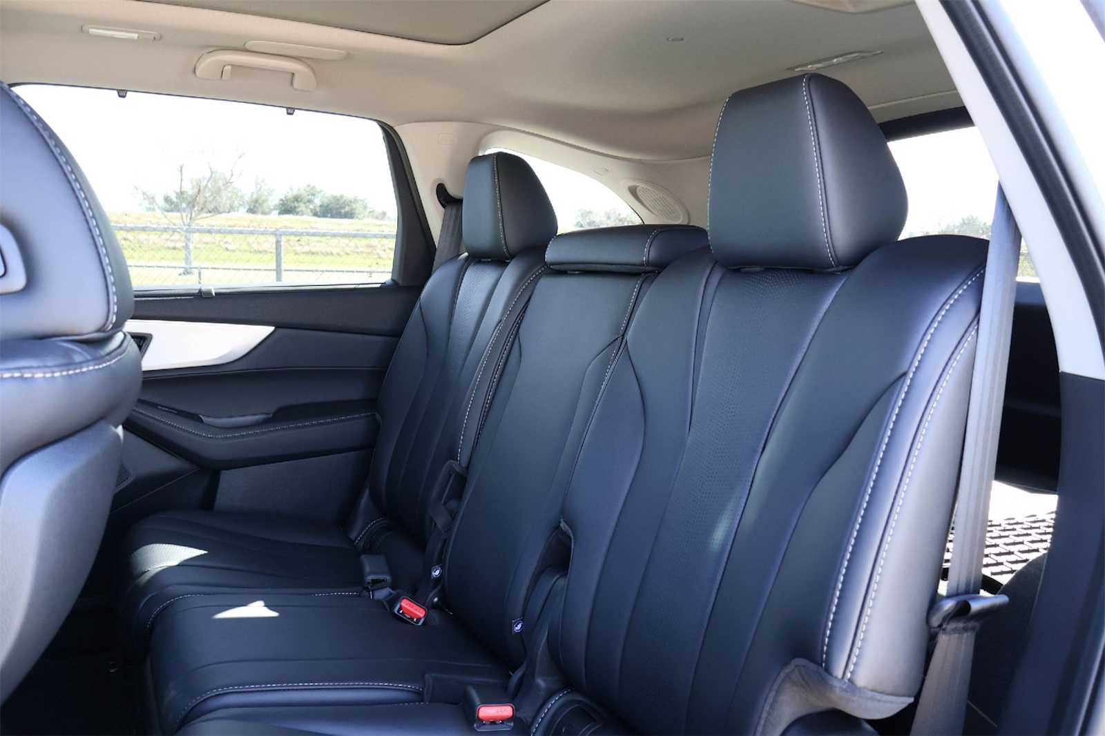 Thumbnail: 2026 Acura MDX - 13