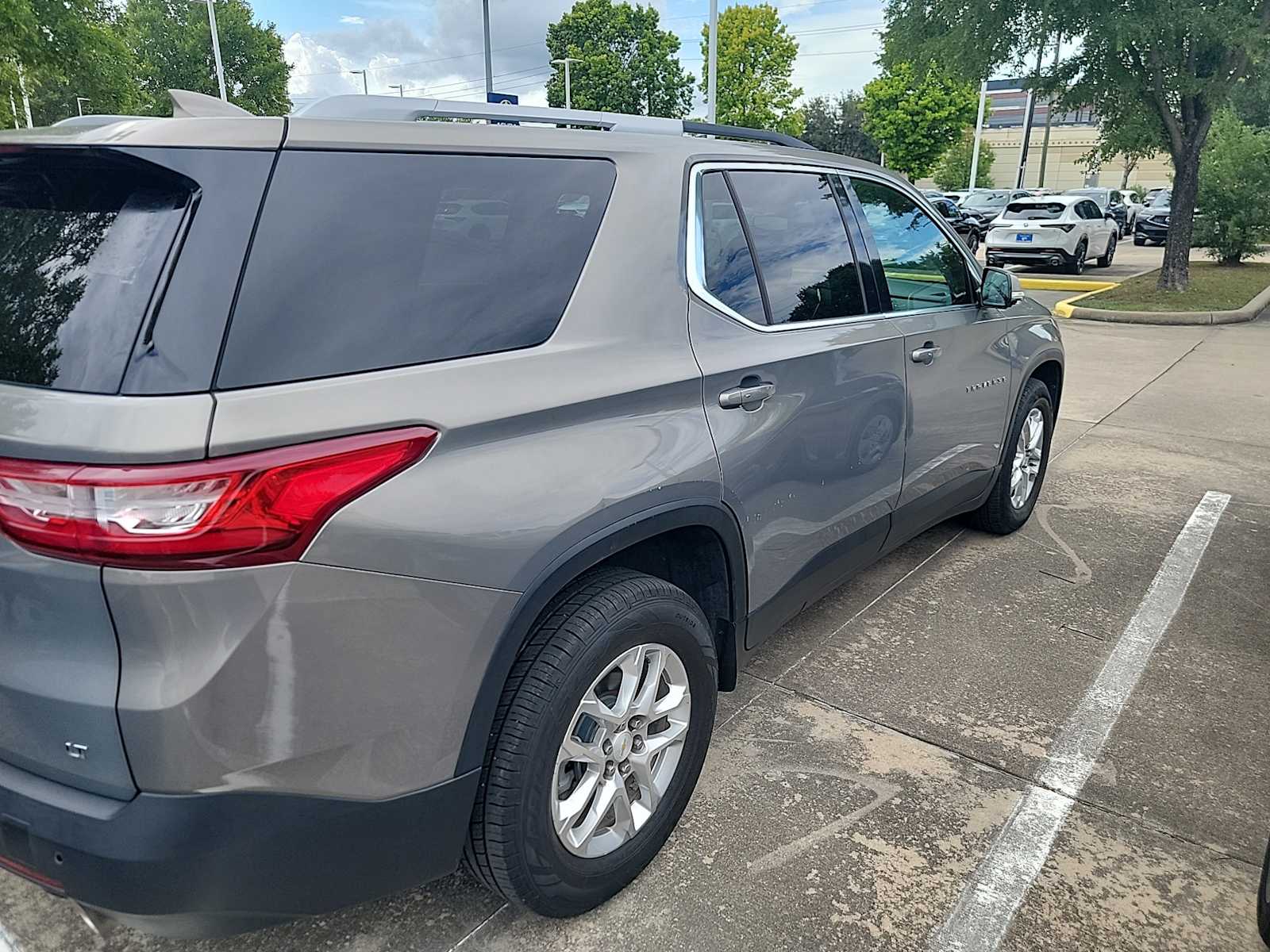 Thumbnail: 2018 Chevrolet Traverse - 4