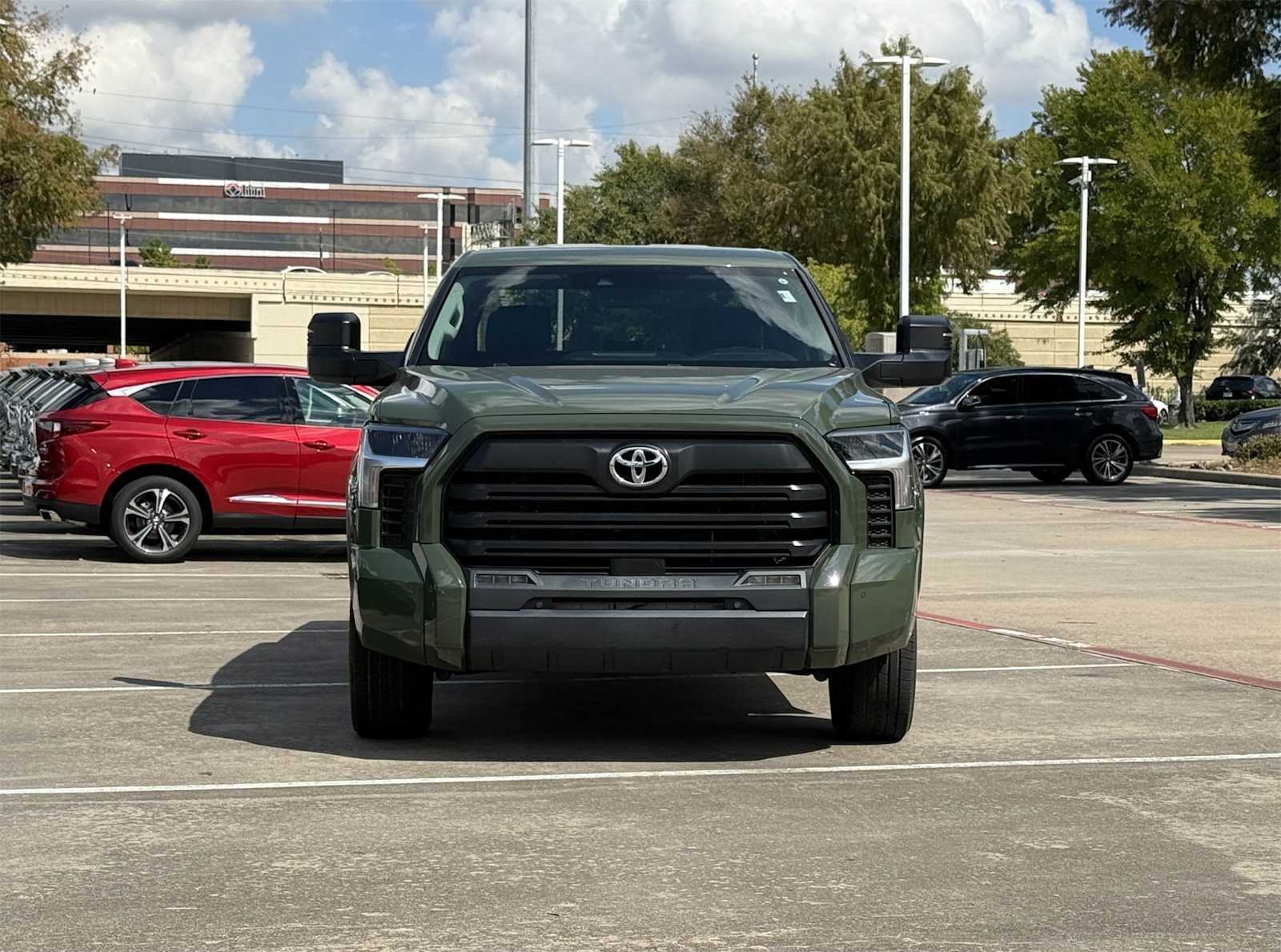 Thumbnail: 2022 Toyota Tundra - 6
