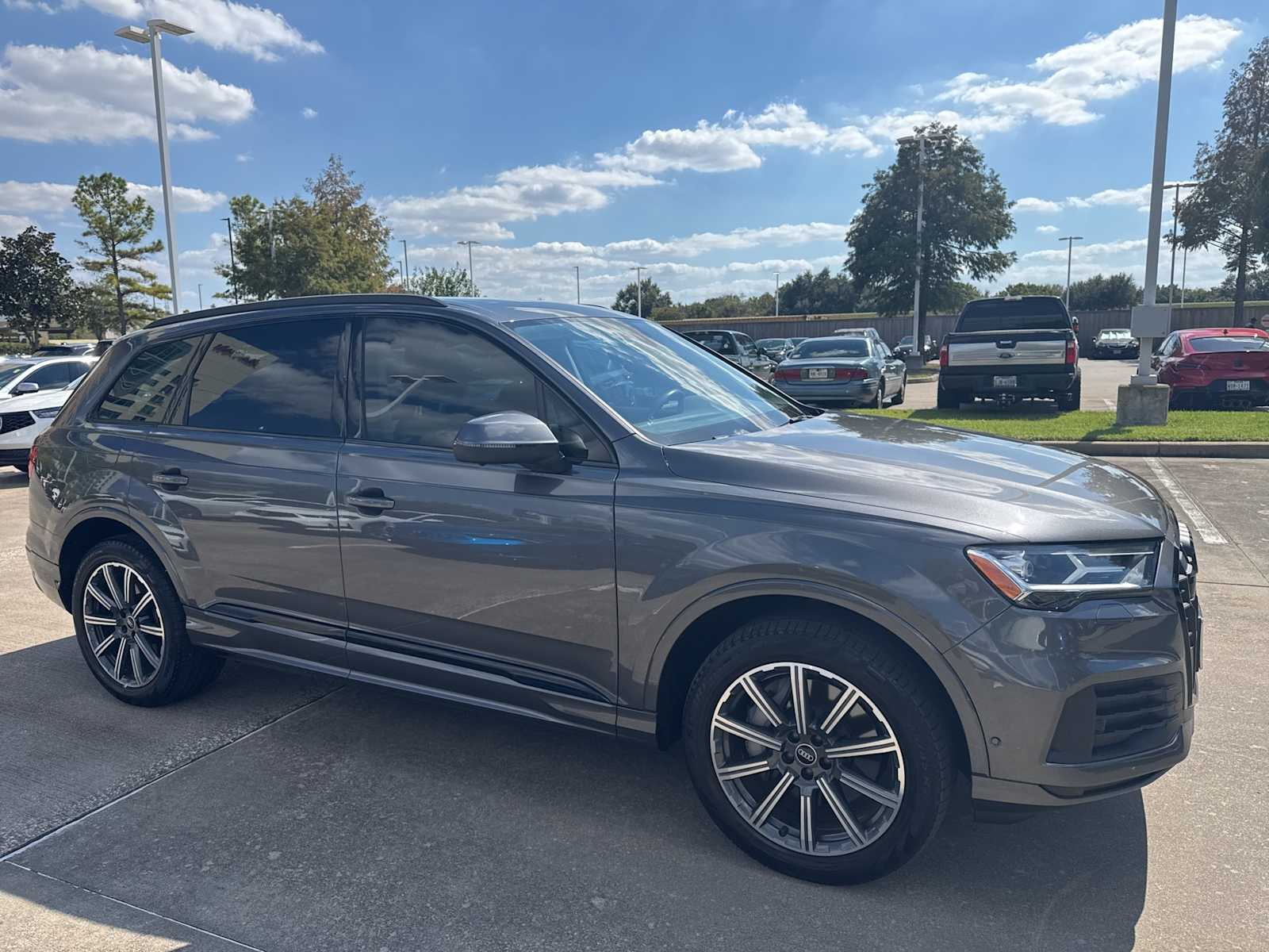Thumbnail: 2022 Audi Q7 - 5