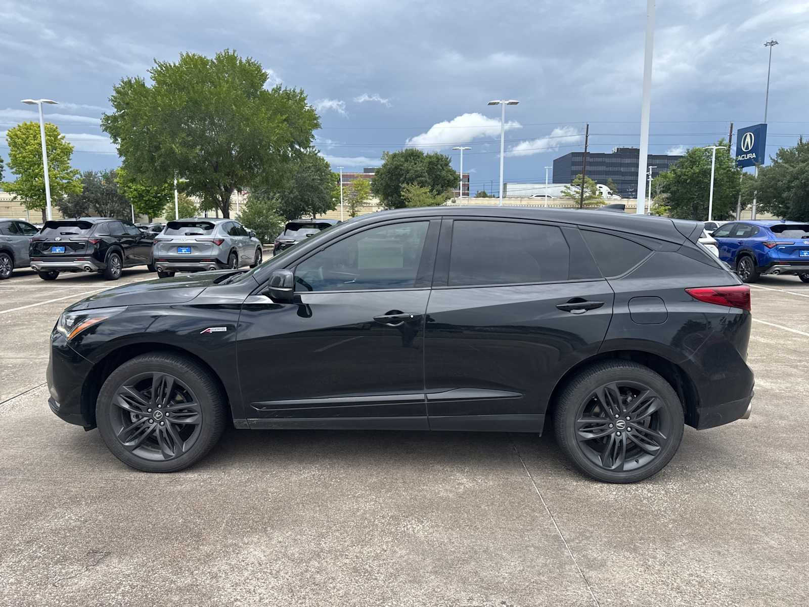 Thumbnail: 2023 Acura RDX - 3