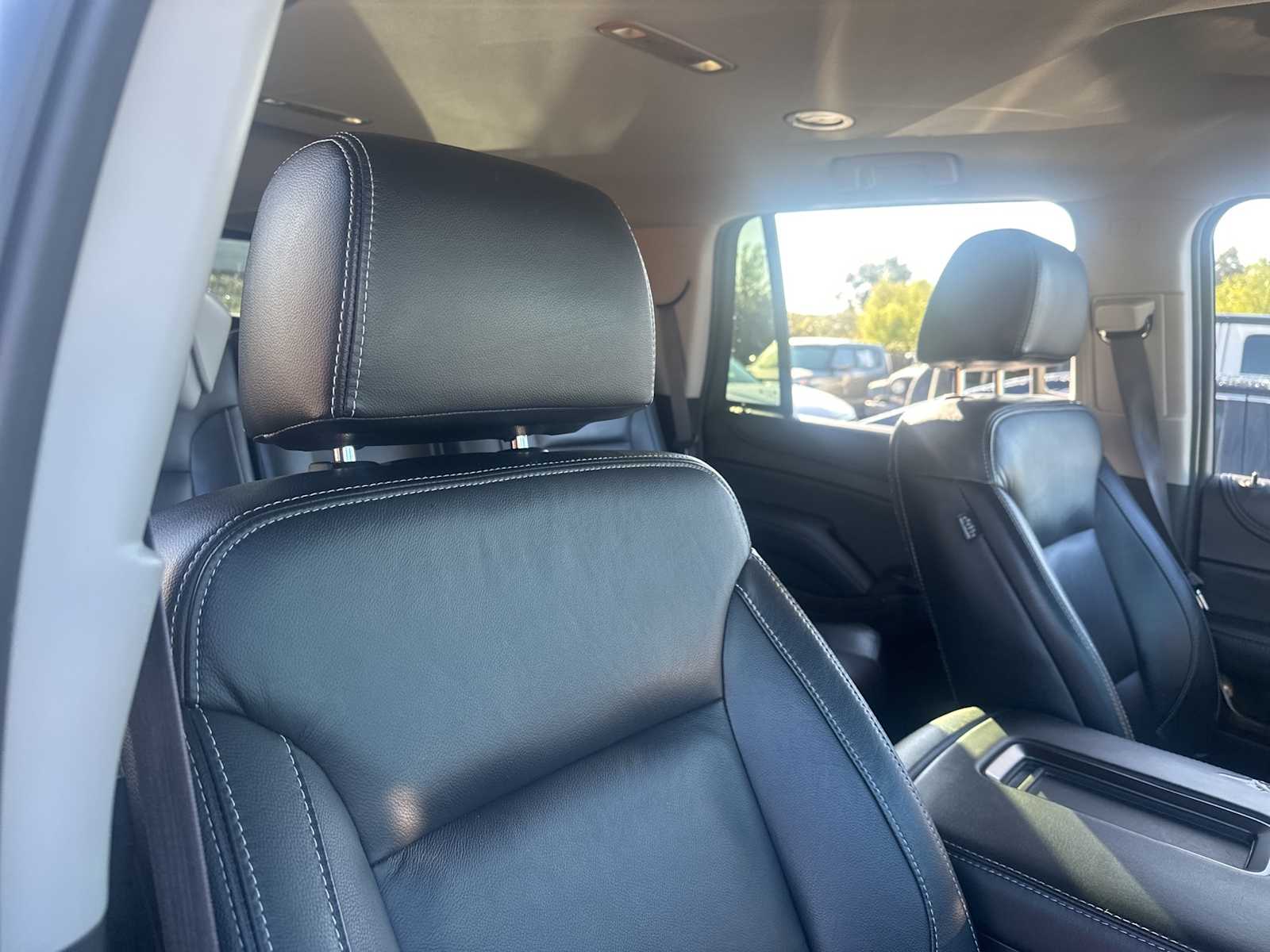 Thumbnail: 2016 Chevrolet Tahoe - 9