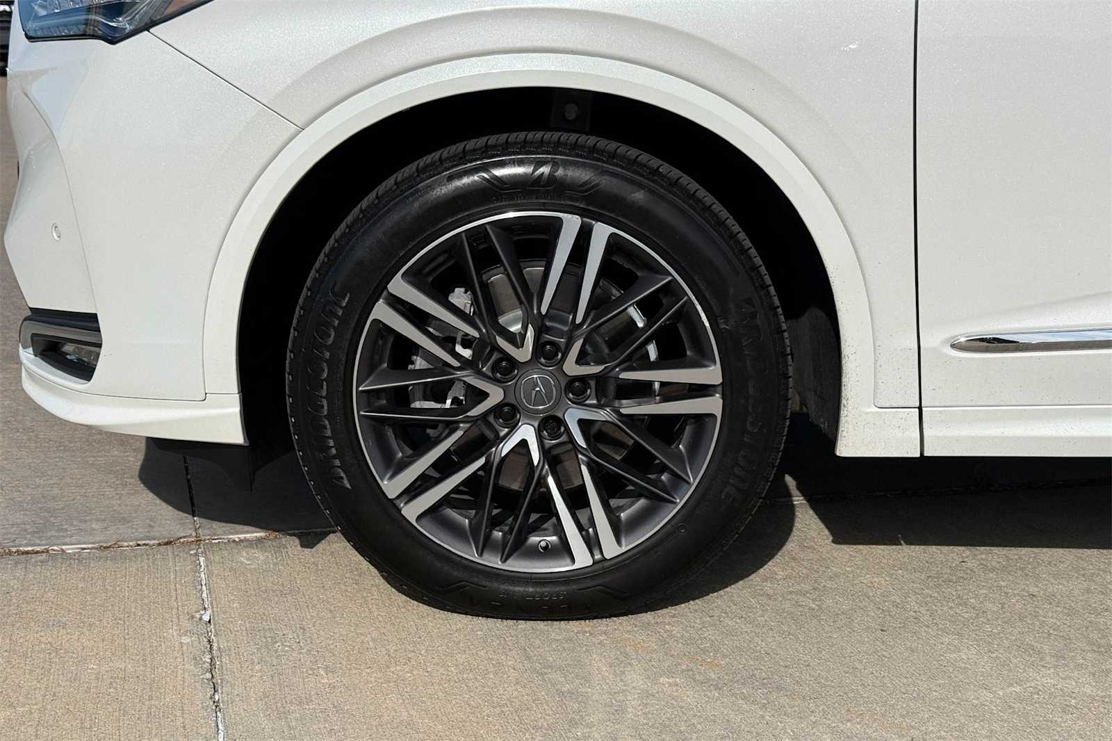 Thumbnail: 2025 Acura MDX - 8