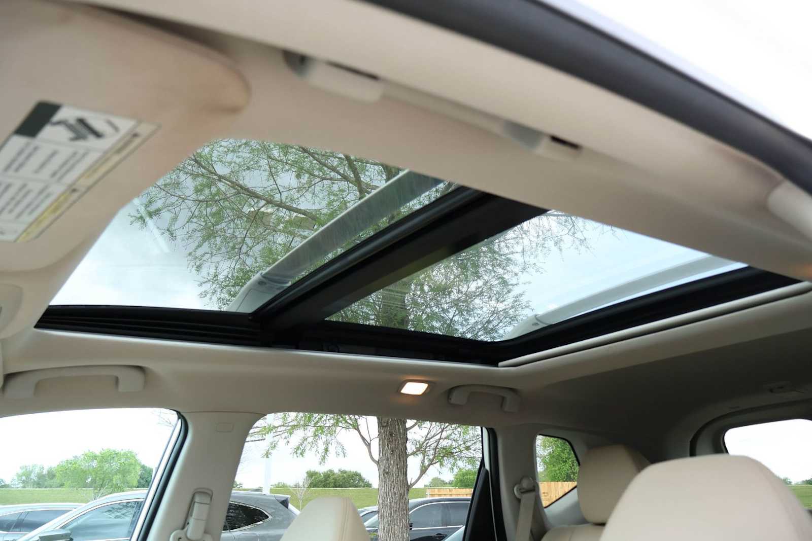 Thumbnail: 2016 Nissan Rogue - 29