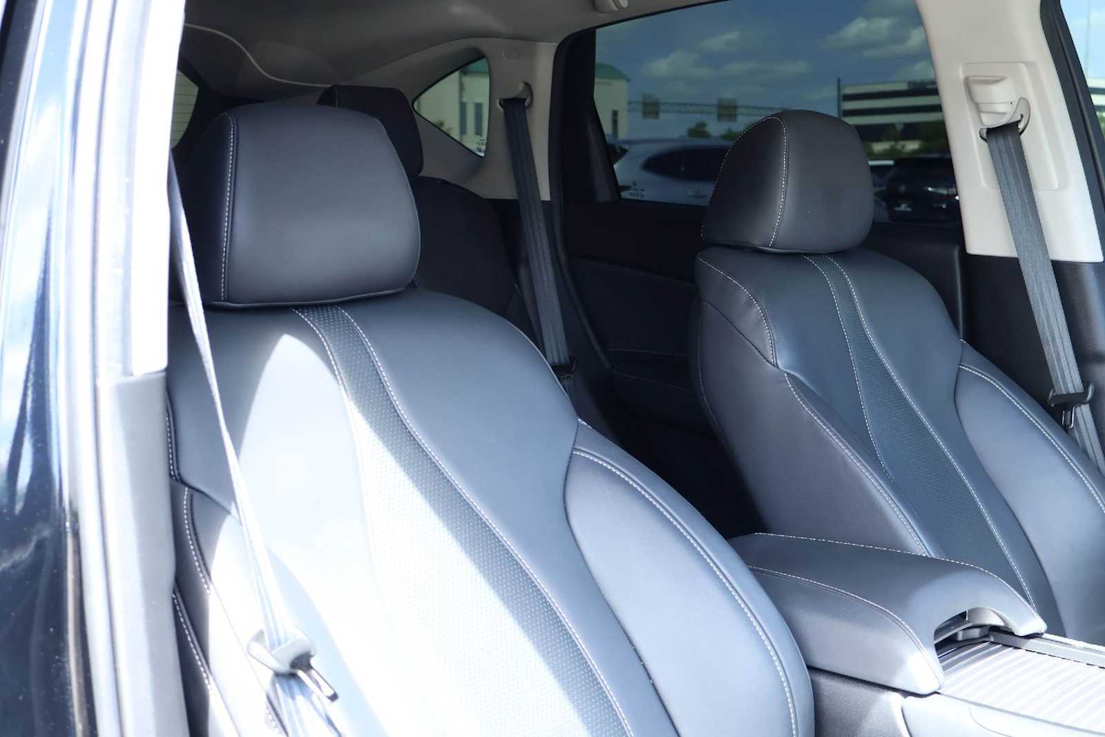 Thumbnail: 2024 Acura RDX - 14