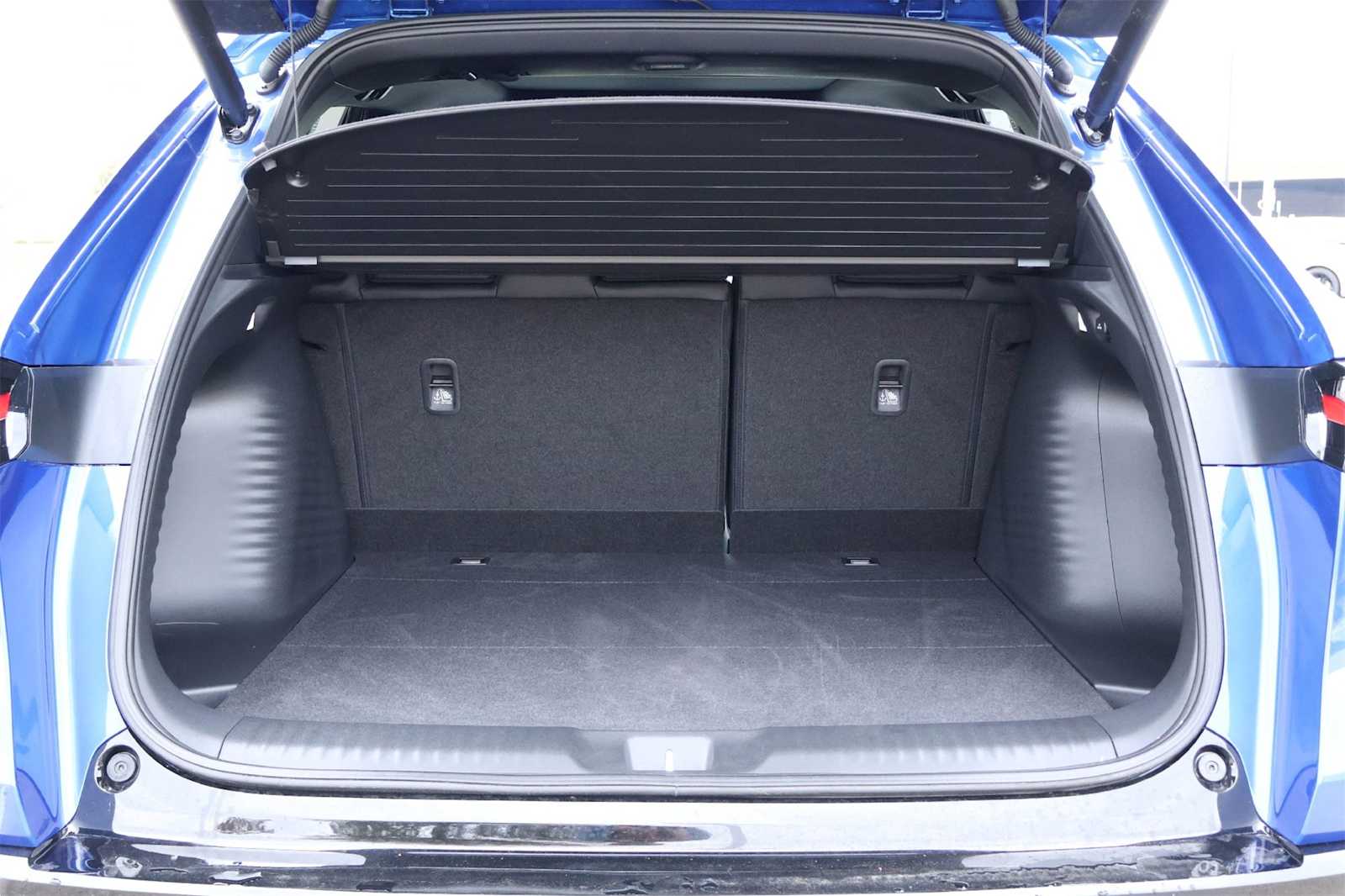 Thumbnail: 2025 Acura ADX - 19