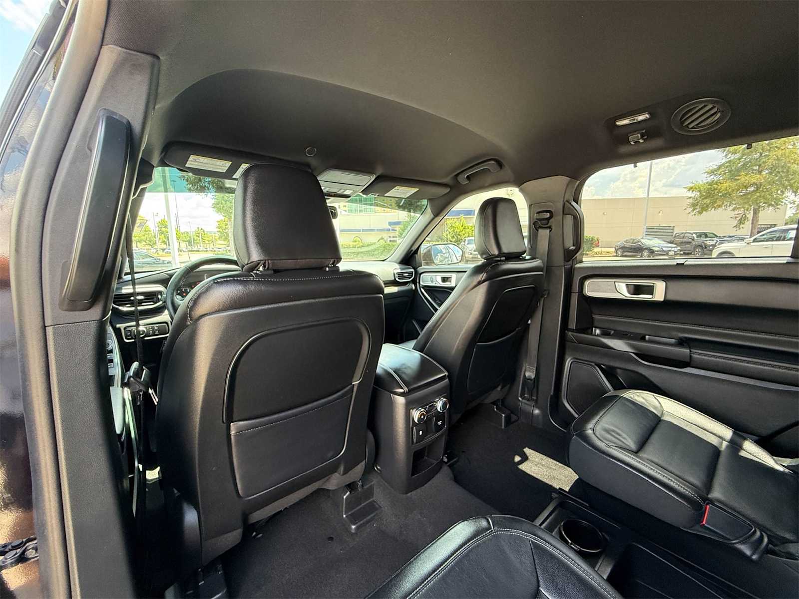 Thumbnail: 2020 Ford Explorer - 12