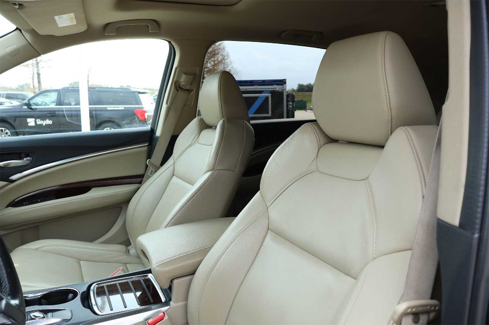 Thumbnail: 2017 Acura MDX - 11