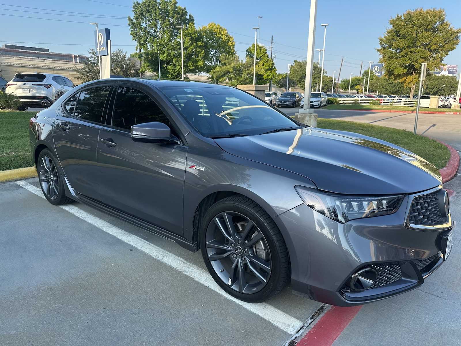 Thumbnail: 2019 Acura TLX - 3