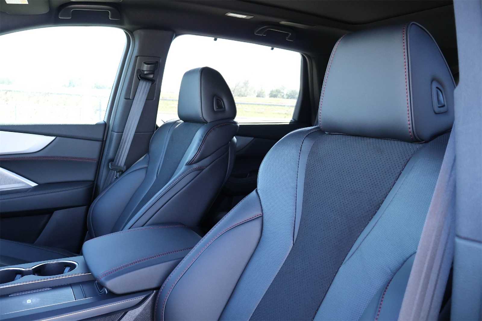 Thumbnail: 2026 Acura MDX - 11