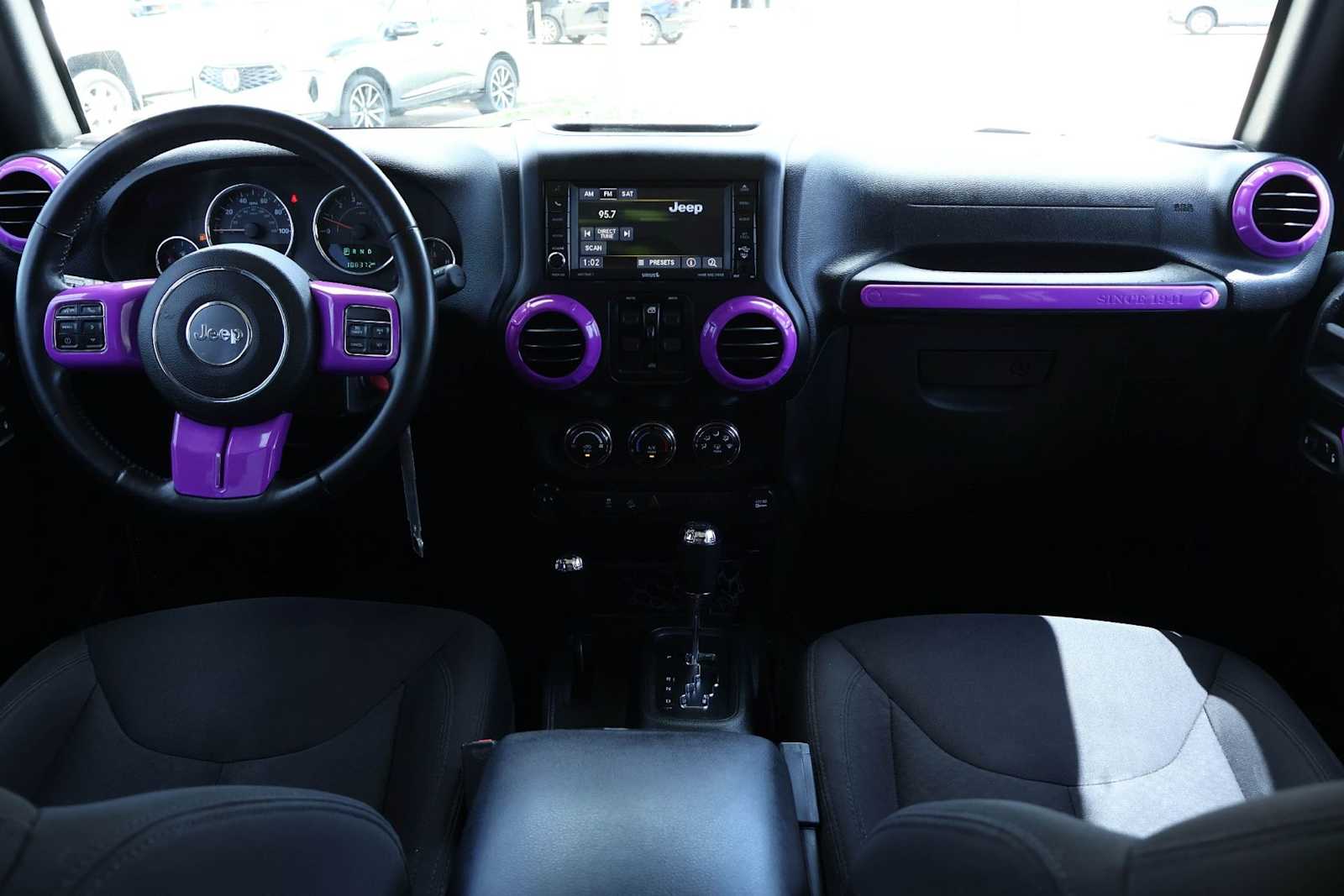 Thumbnail: 2016 Jeep Wrangler - 10