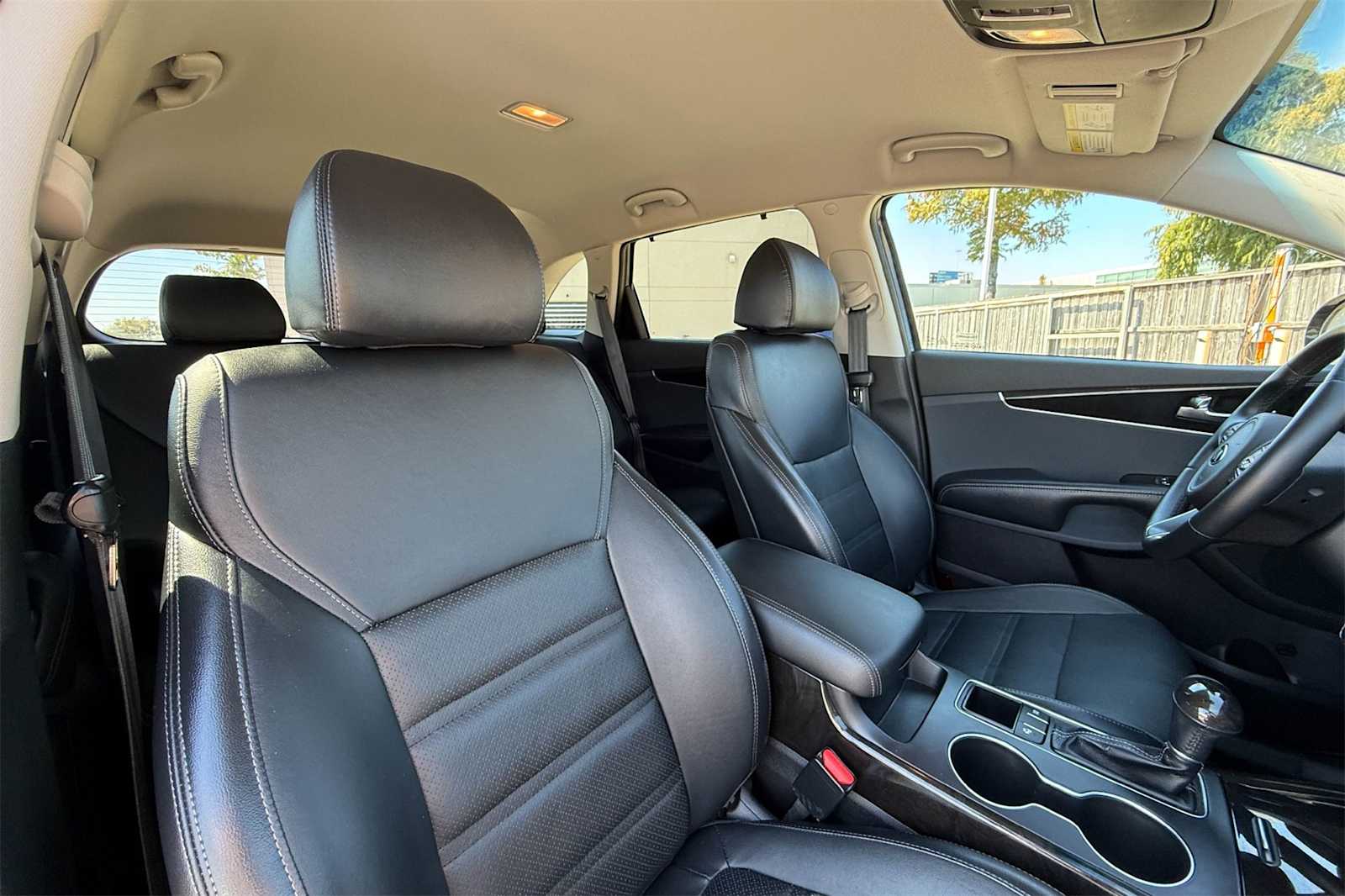 Thumbnail: 2018 Kia Sorento - 14