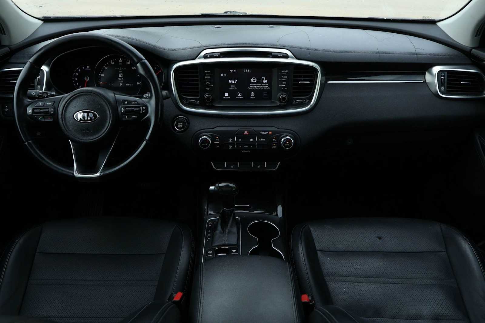 Thumbnail: 2018 Kia Sorento - 10