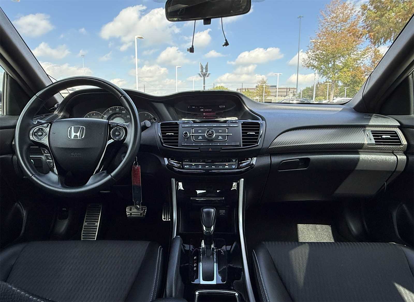 Thumbnail: 2017 Honda Accord - 10