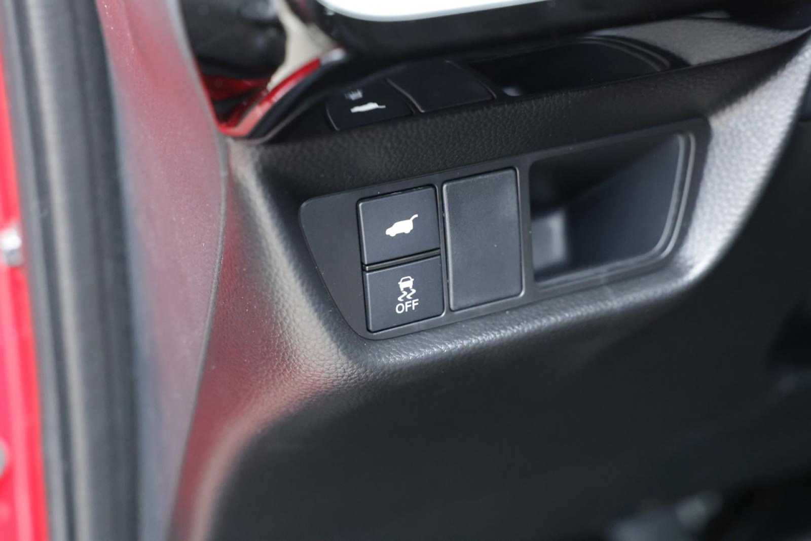 Thumbnail: 2025 Acura ADX - 24