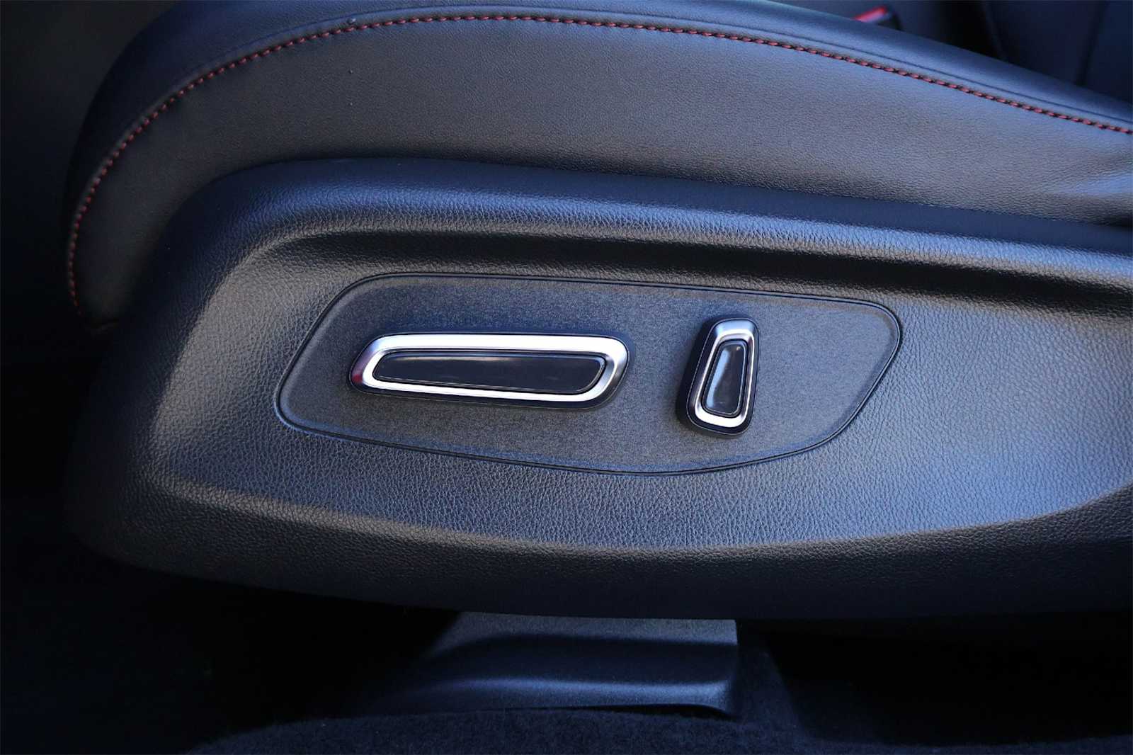 Thumbnail: 2025 Acura ADX - 24