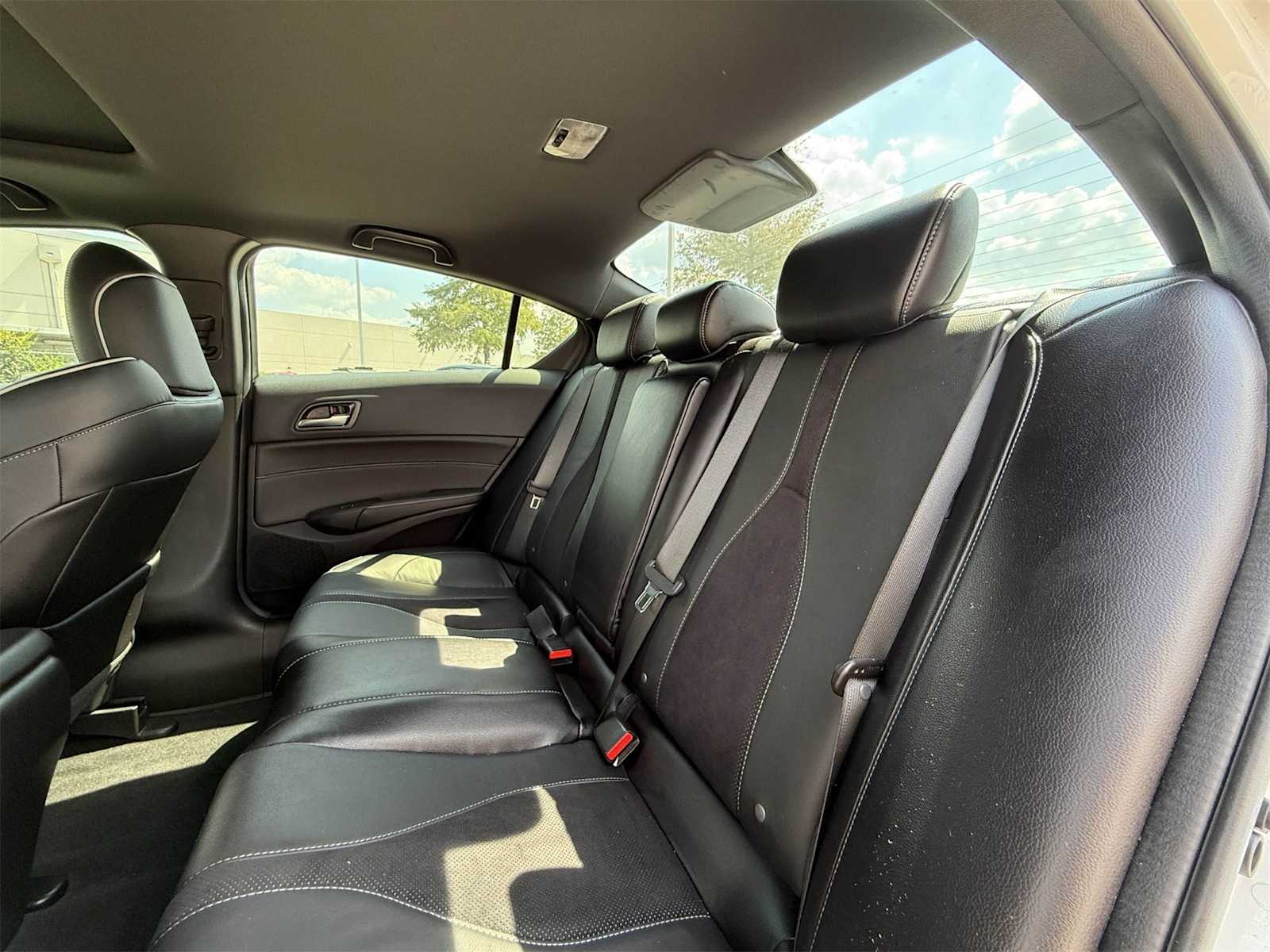 Thumbnail: 2020 Acura ILX - 13