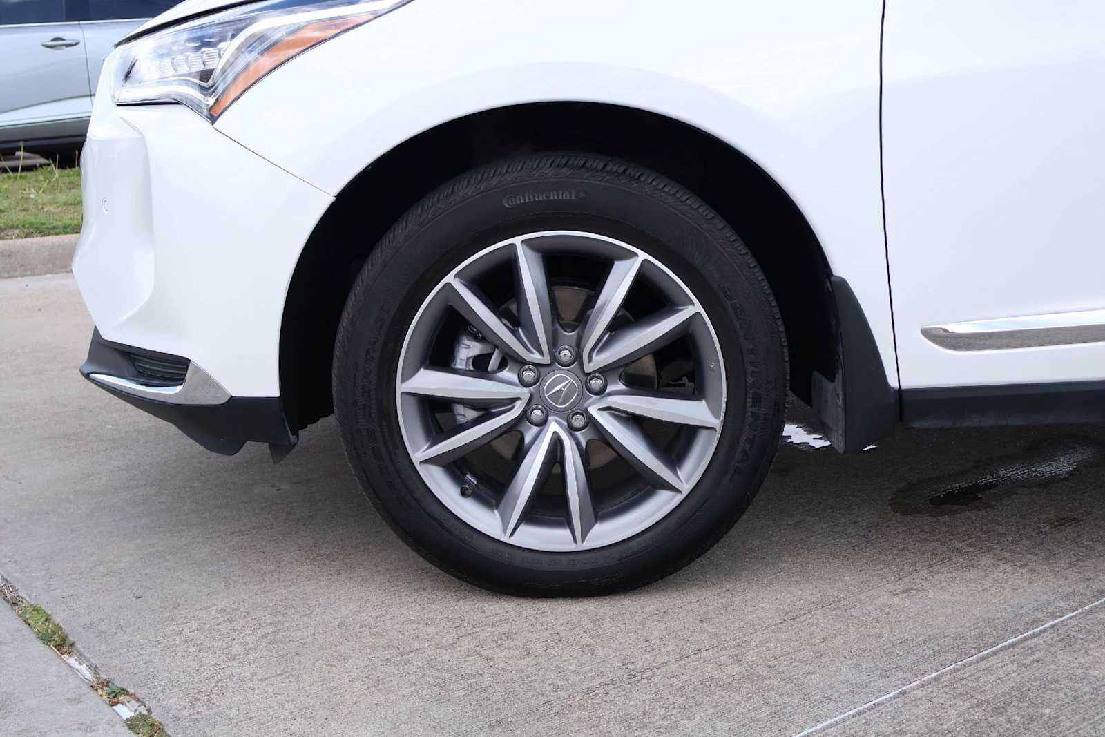 Thumbnail: 2023 Acura RDX - 8