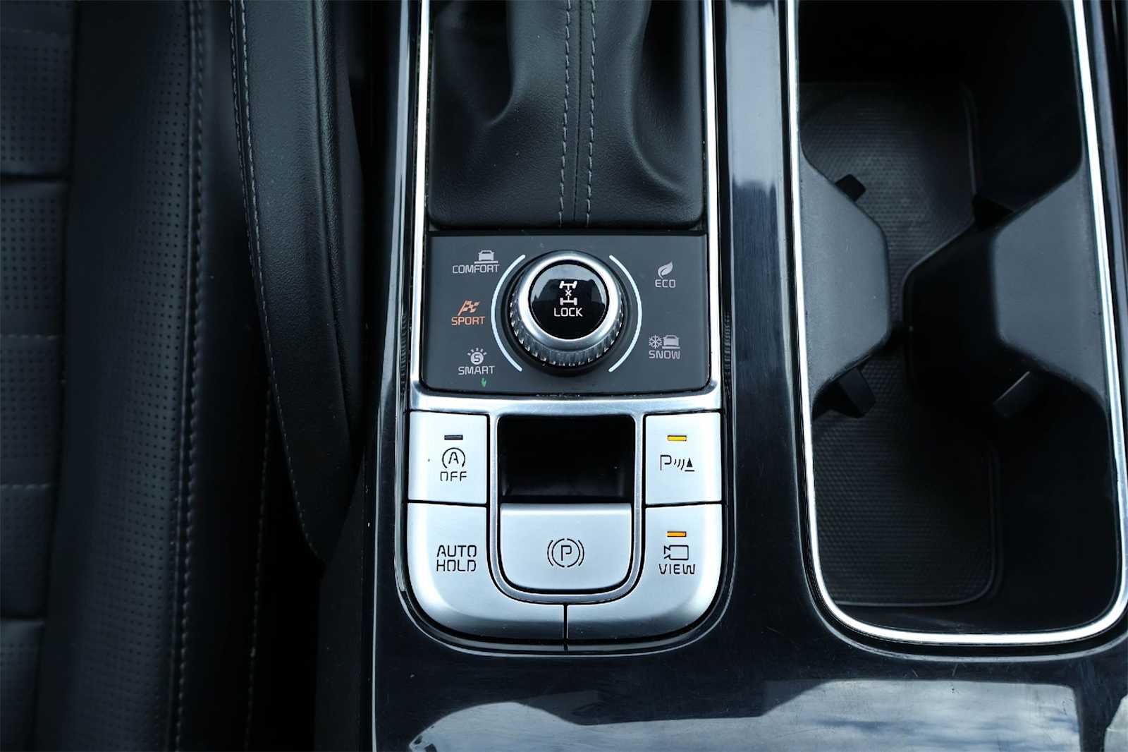 Thumbnail: 2022 Kia Telluride - 25