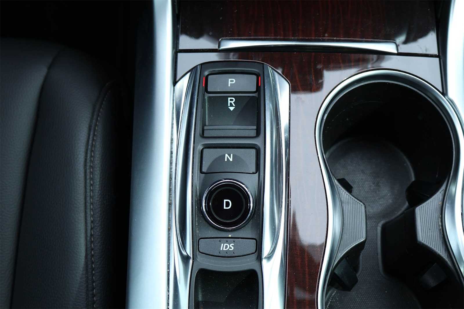 Thumbnail: 2015 Acura TLX - 17