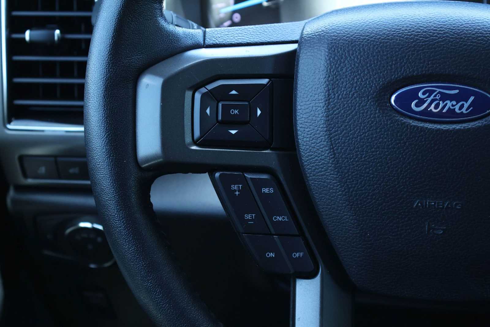 Thumbnail: 2020 Ford Expedition MAX - 22
