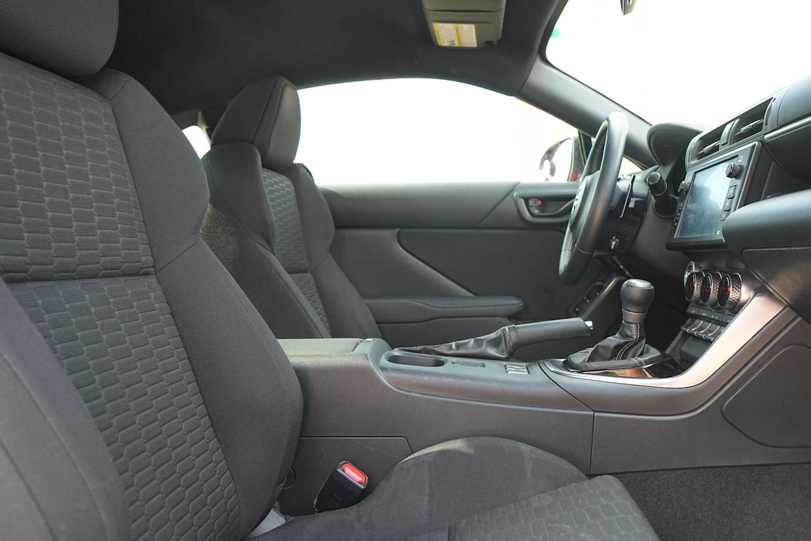 Thumbnail: 2022 Toyota GR86 - 15