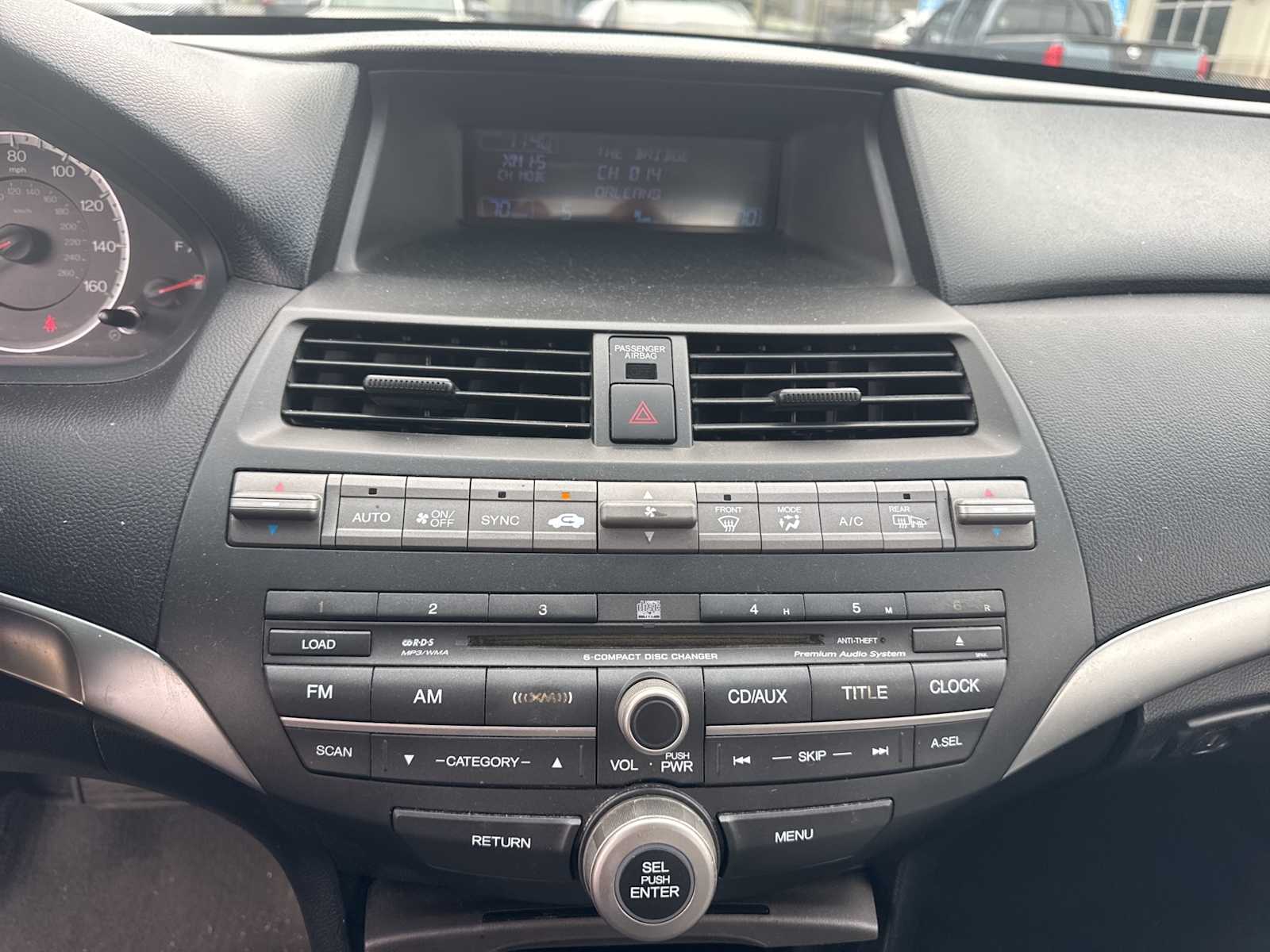 Thumbnail: 2010 Honda Accord - 10