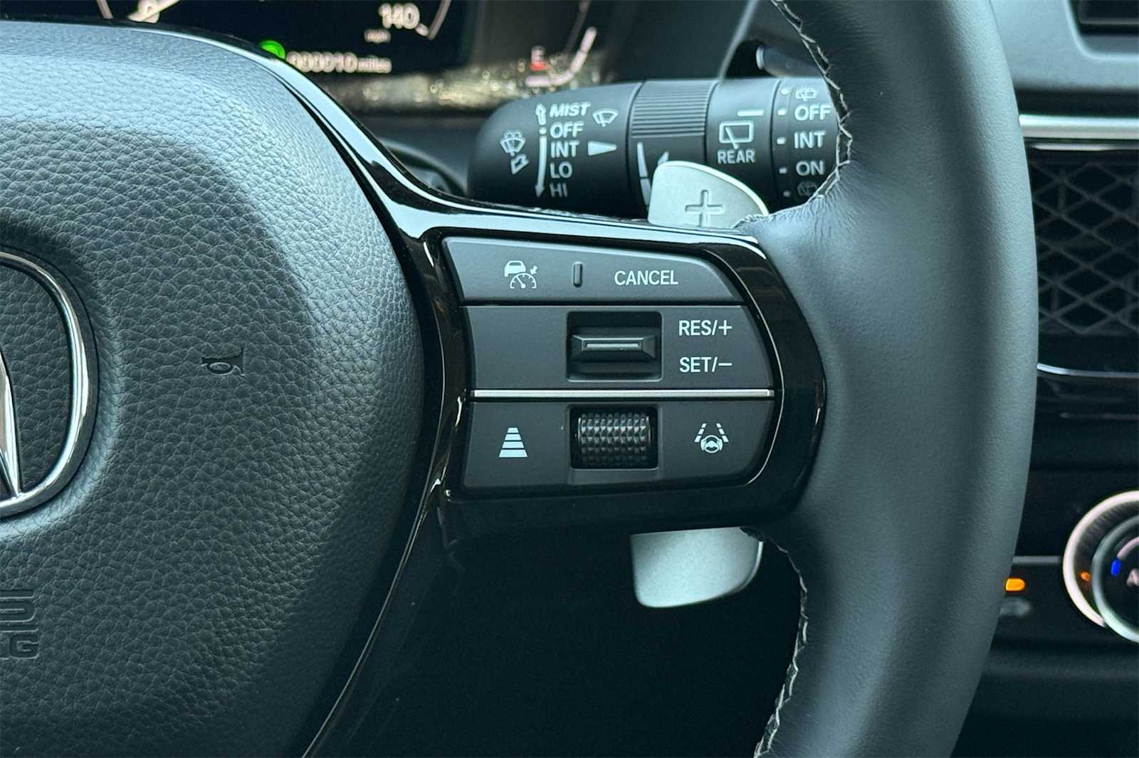 Thumbnail: 2025 Acura ADX - 23