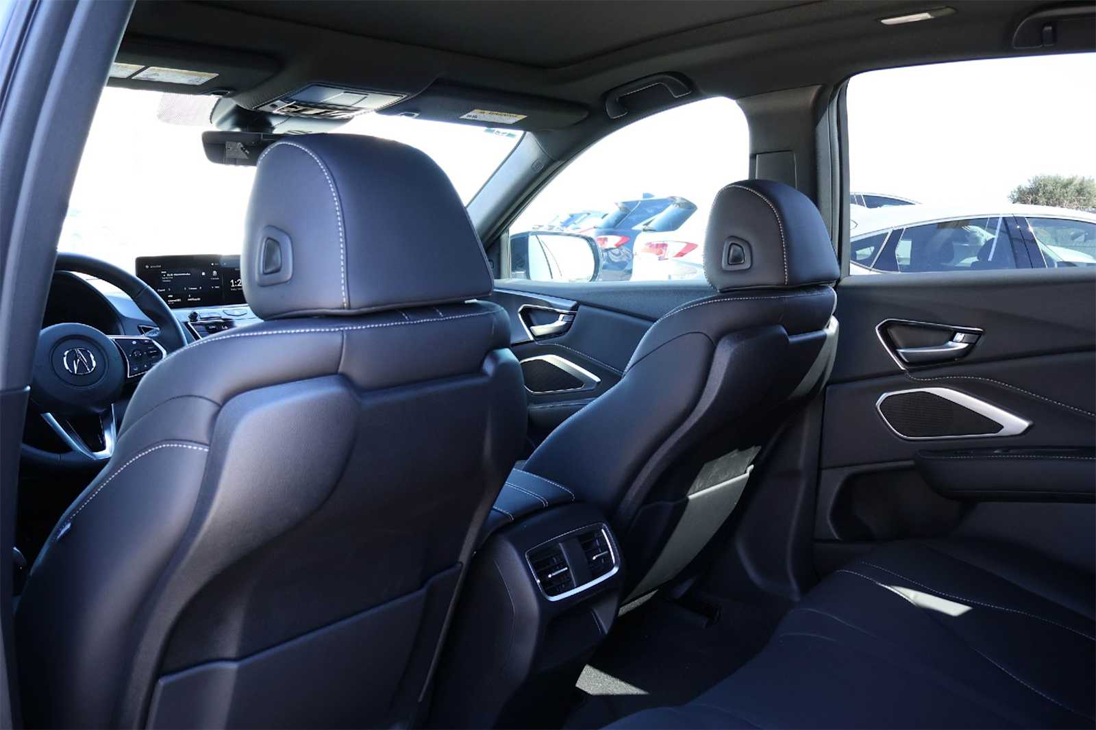 Thumbnail: 2026 Acura RDX - 12