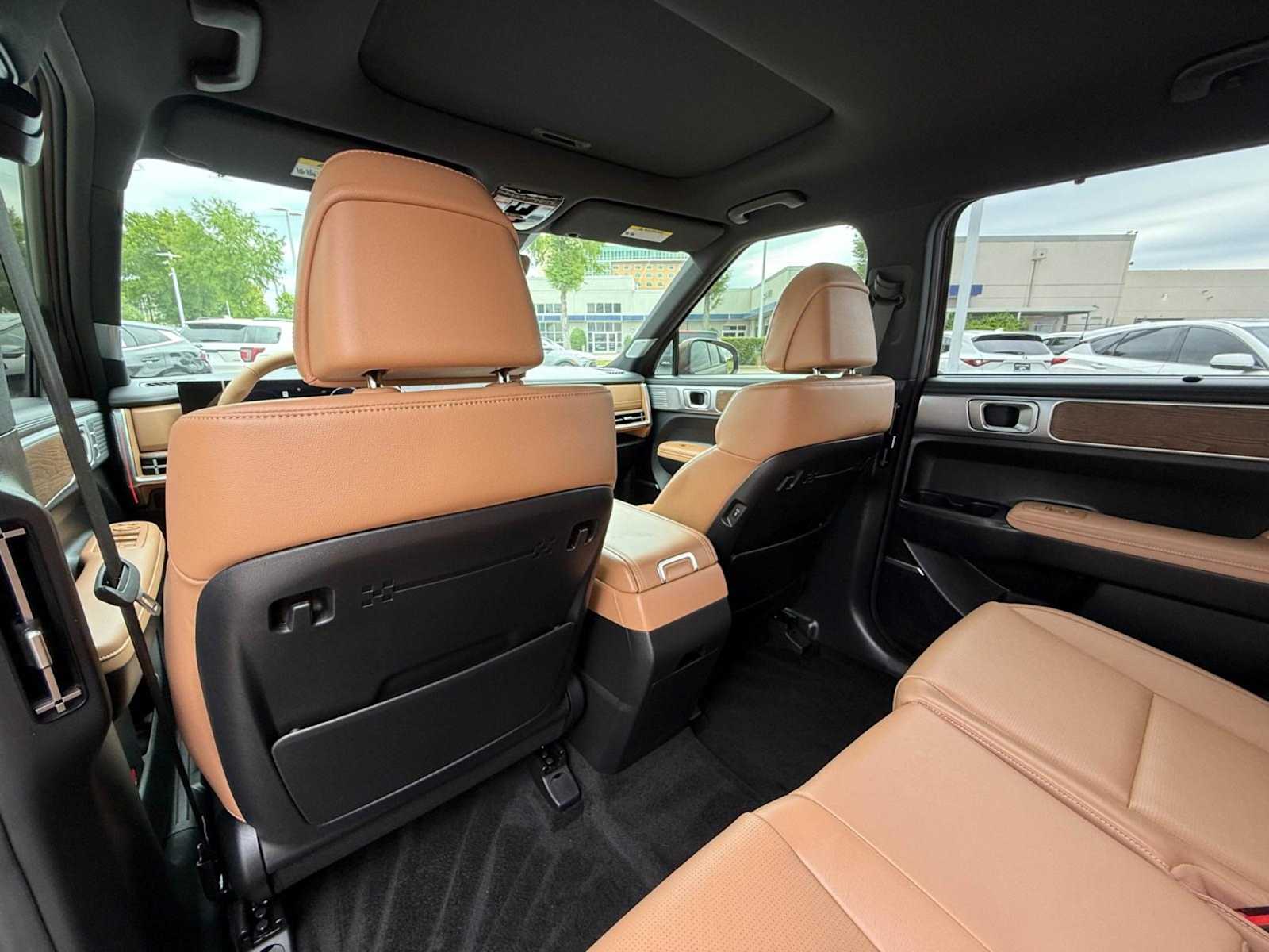 2025 Hyundai Santa Fe Limited 12