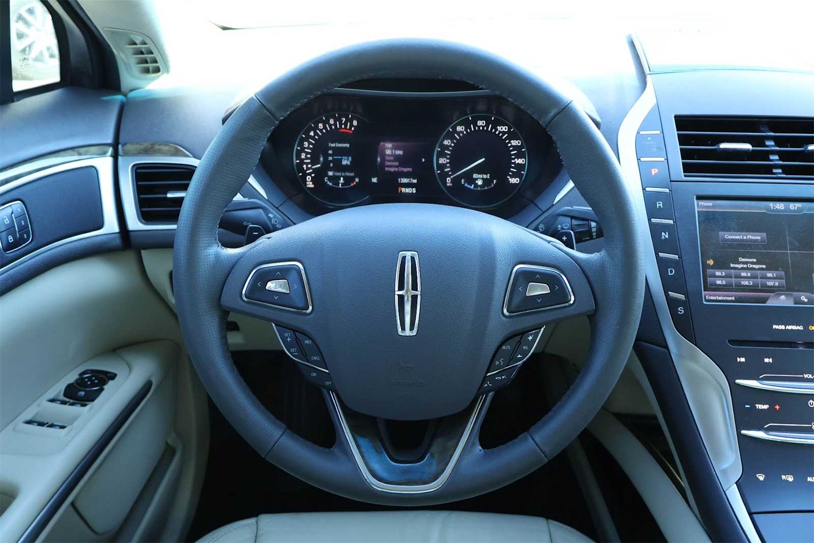 Thumbnail: 2014 Lincoln MKZ - 15