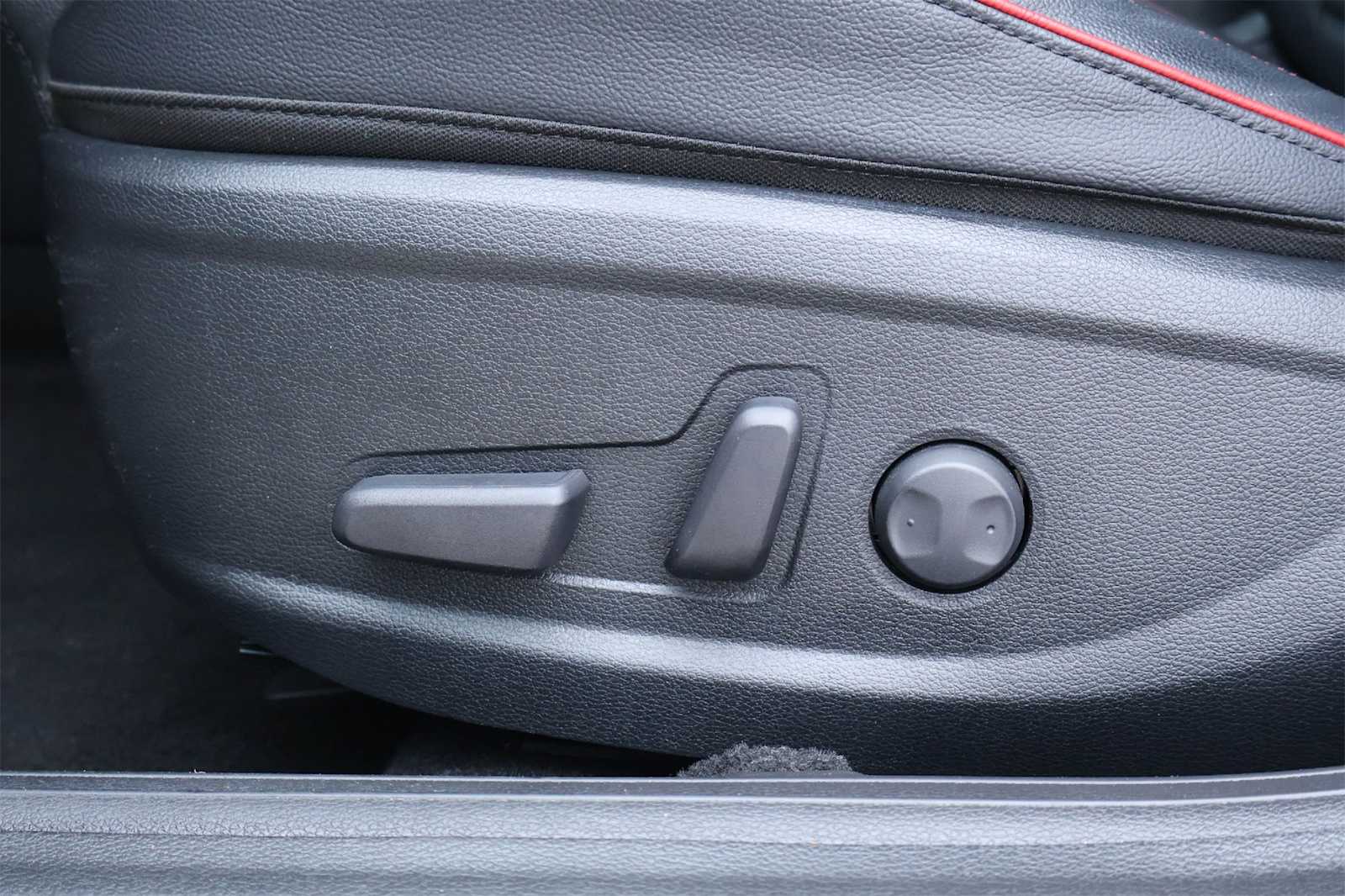 Thumbnail: 2022 Kia Forte - 24