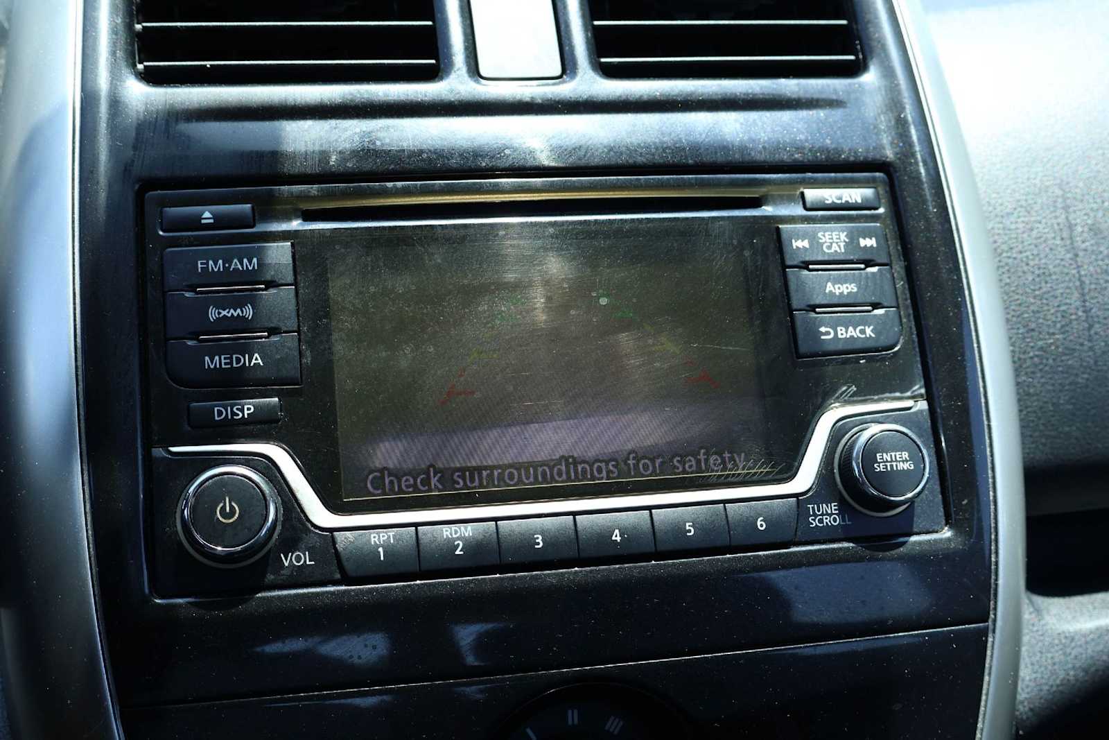 Thumbnail: 2016 Nissan Versa Note - 29