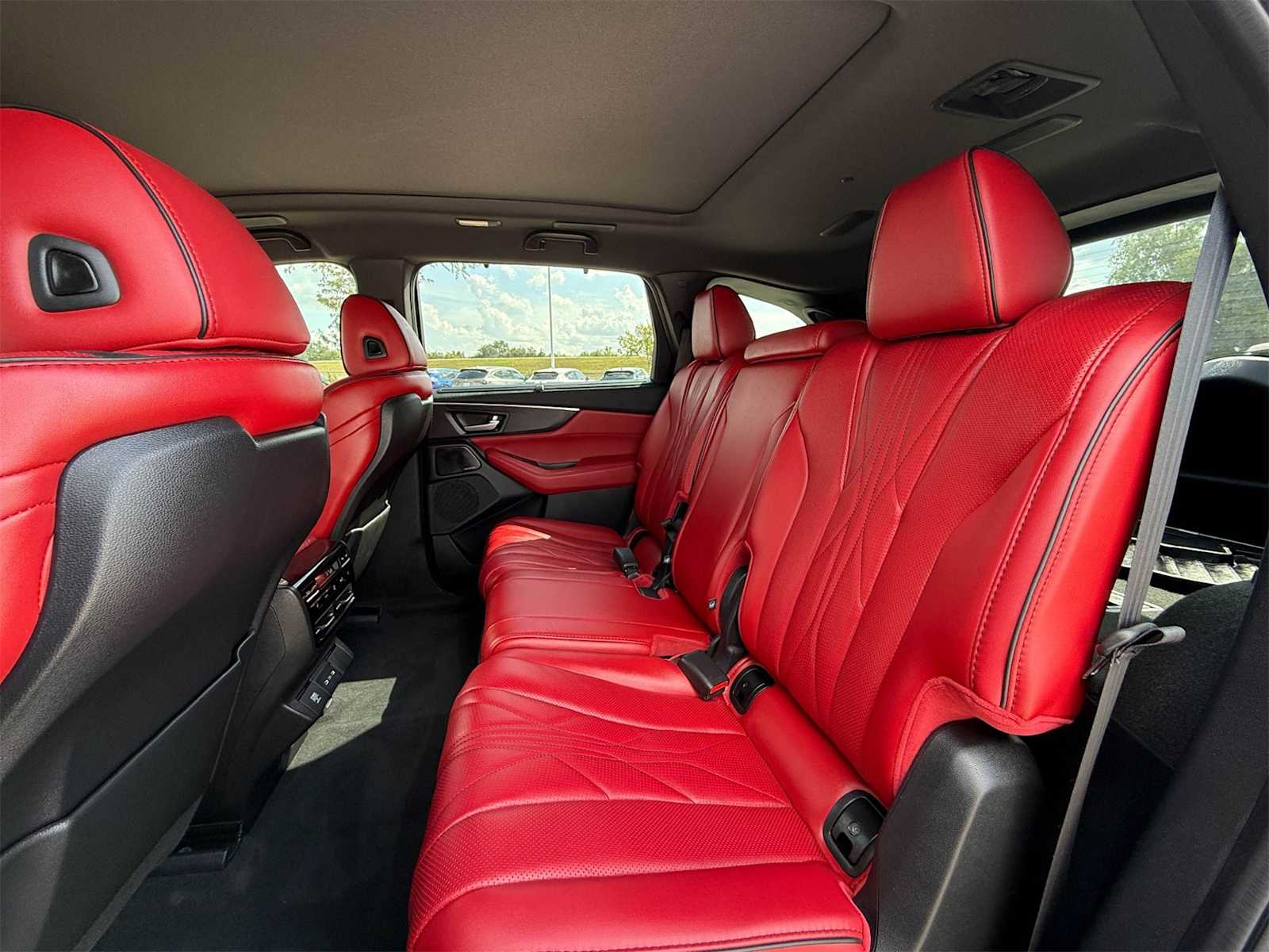 Thumbnail: 2025 Acura MDX - 13