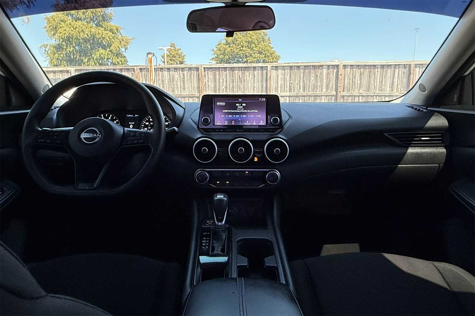 Thumbnail: 2024 Nissan Sentra - 10