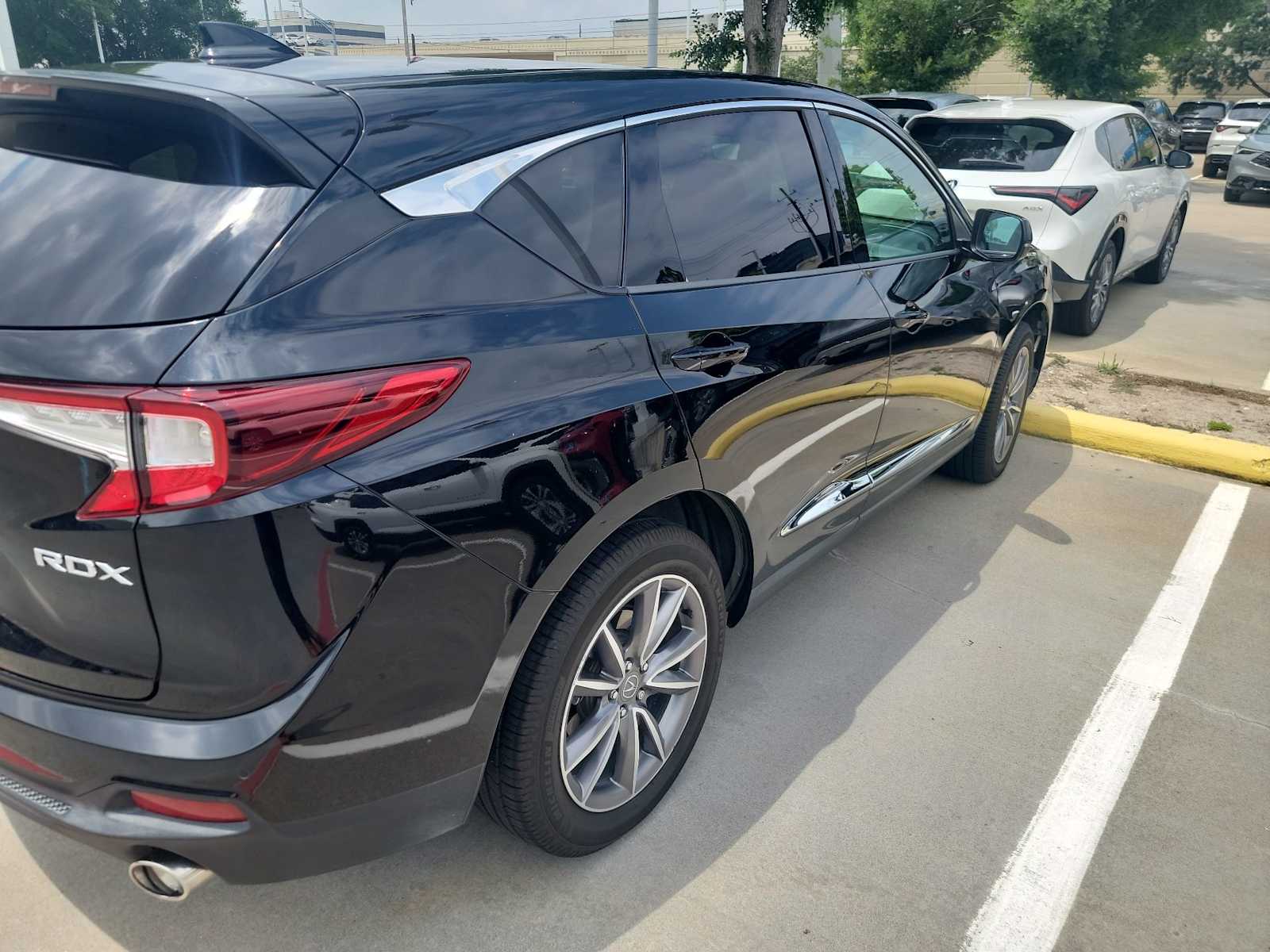 Thumbnail: 2021 Acura RDX - 4