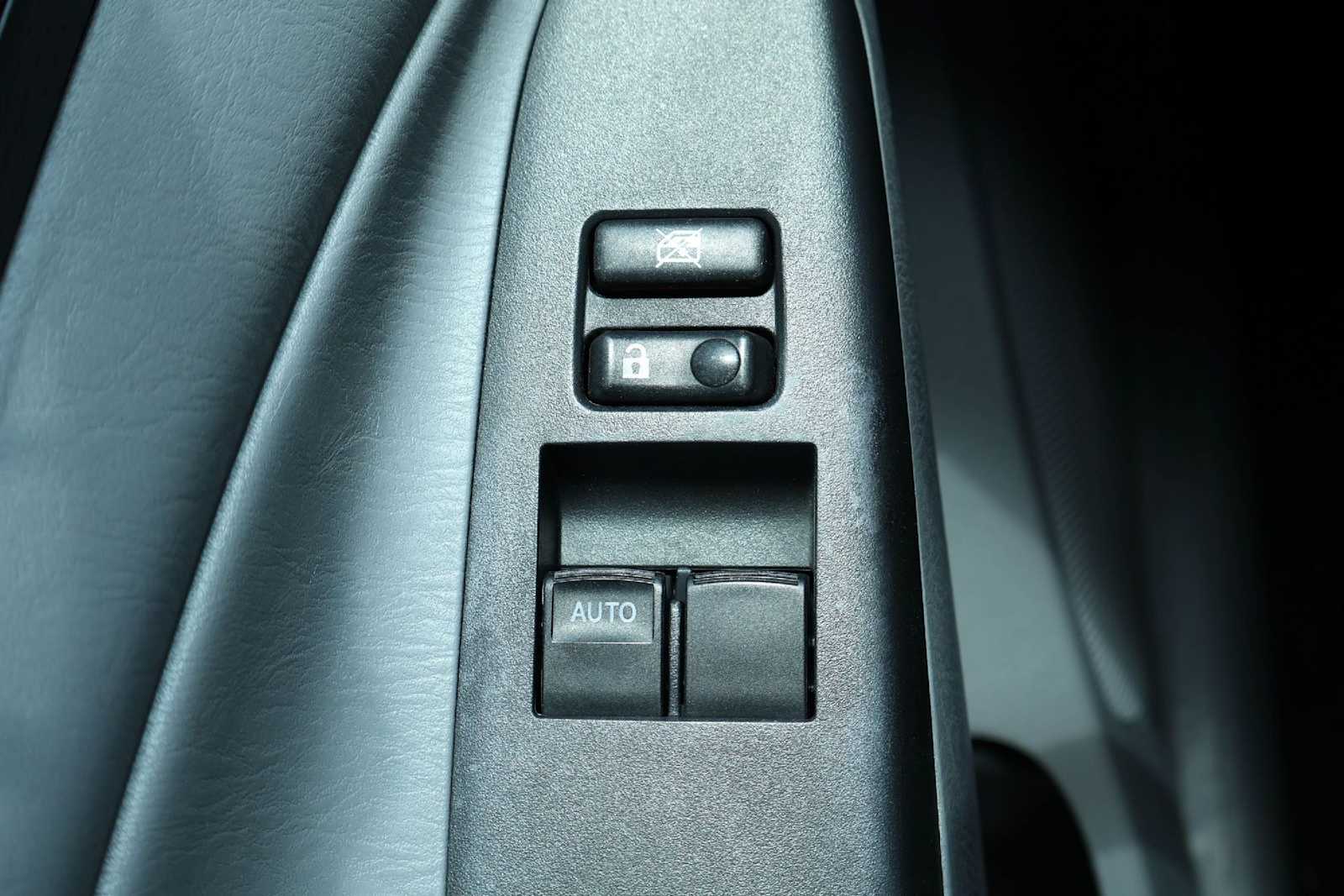 Thumbnail: 2013 Toyota Tacoma - 26