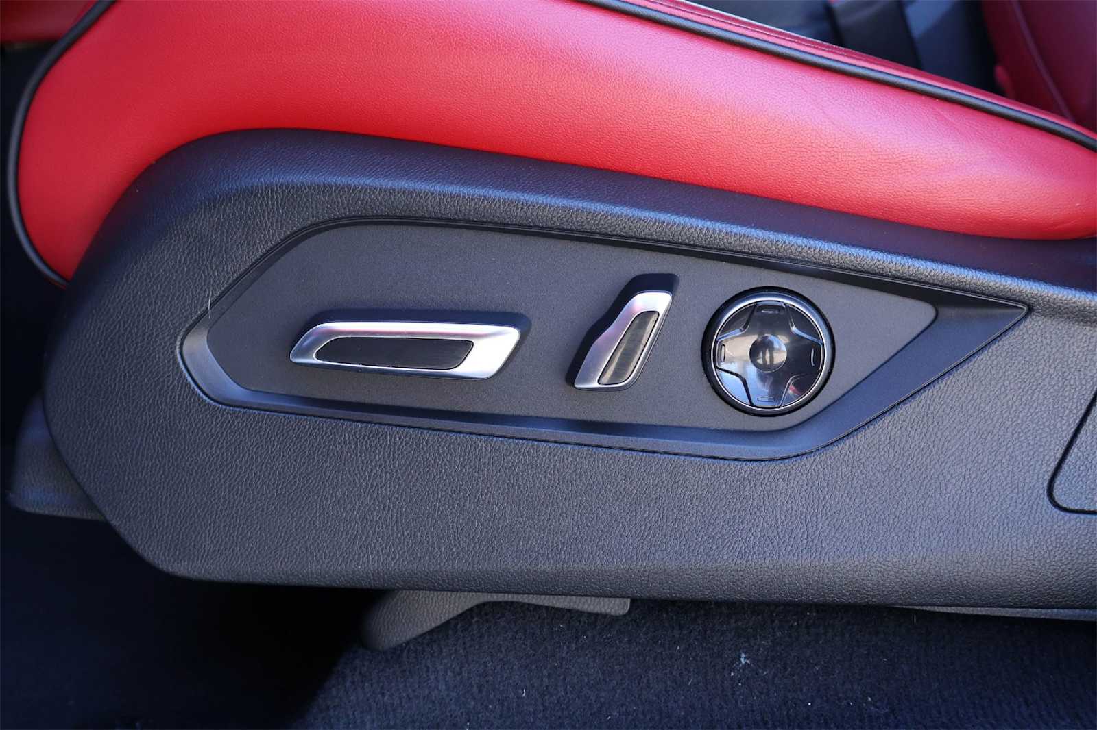 Thumbnail: 2024 Acura MDX - 24