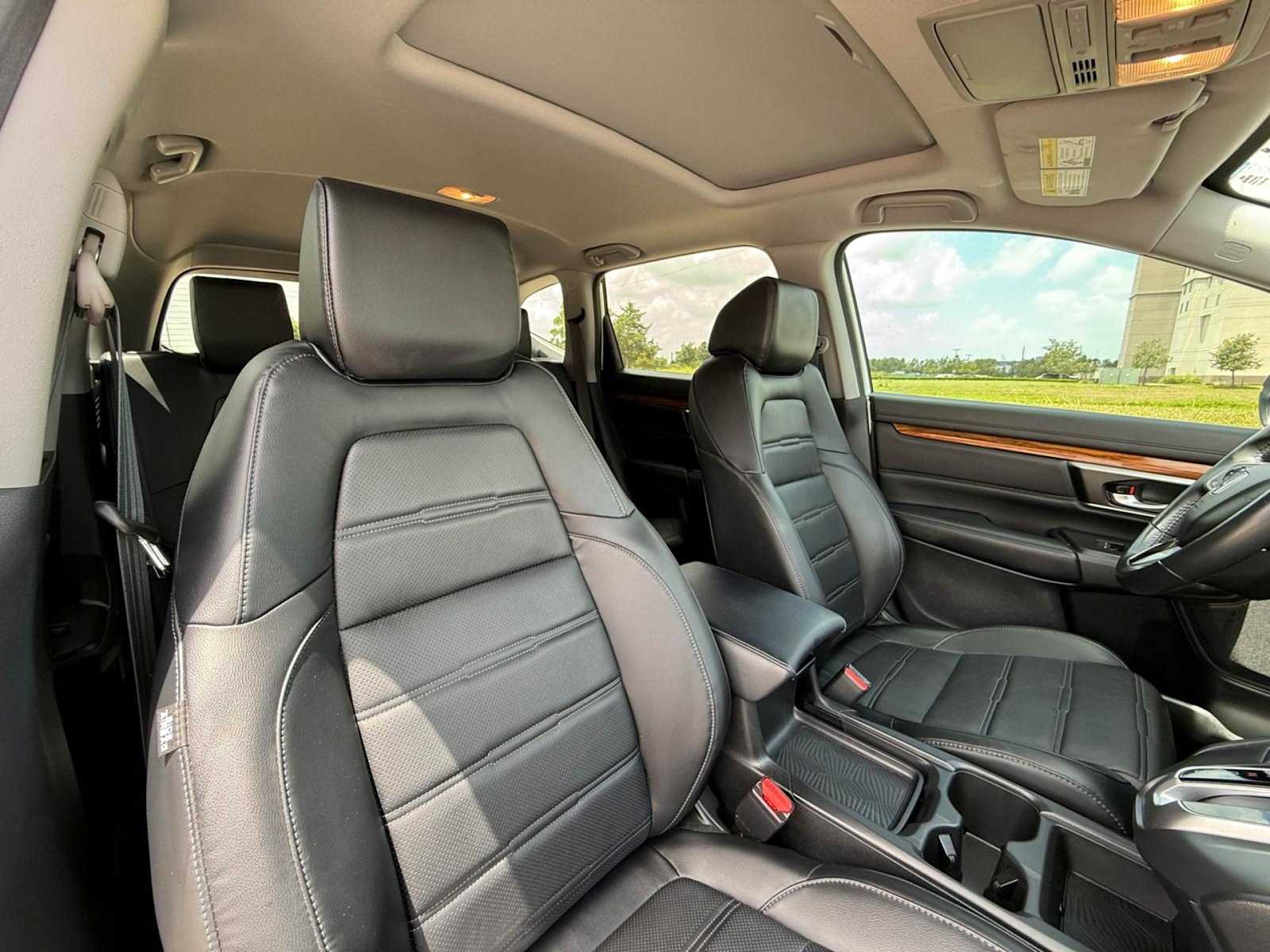 Thumbnail: 2019 Honda CR-V - 14