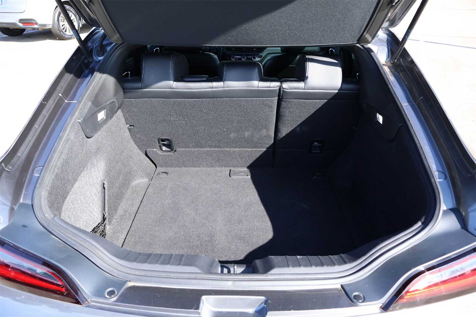 Thumbnail: 2023 Acura Integra - 19