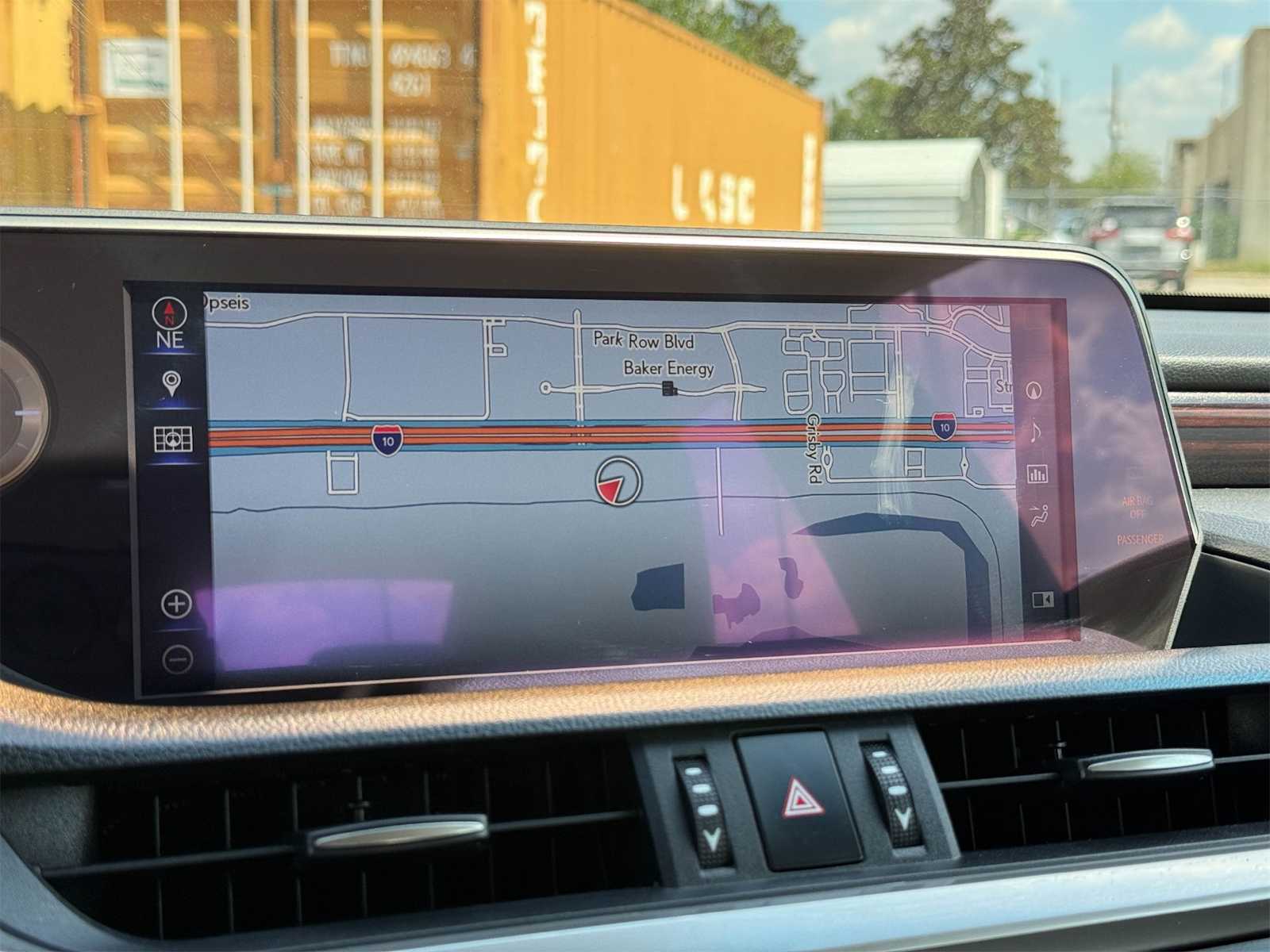 Thumbnail: 2019 Lexus ES - 26