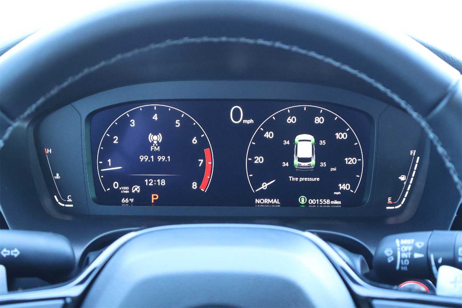 Thumbnail: 2025 Acura ADX - 18