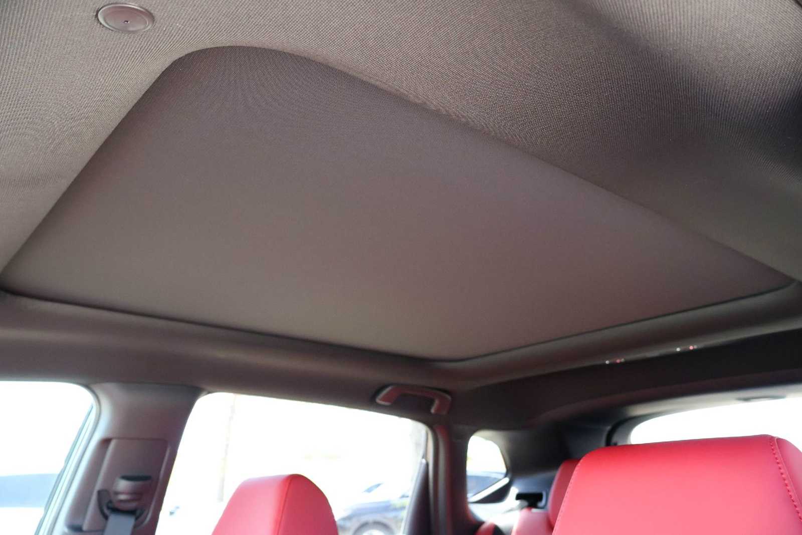 Thumbnail: 2025 Acura ADX - 28