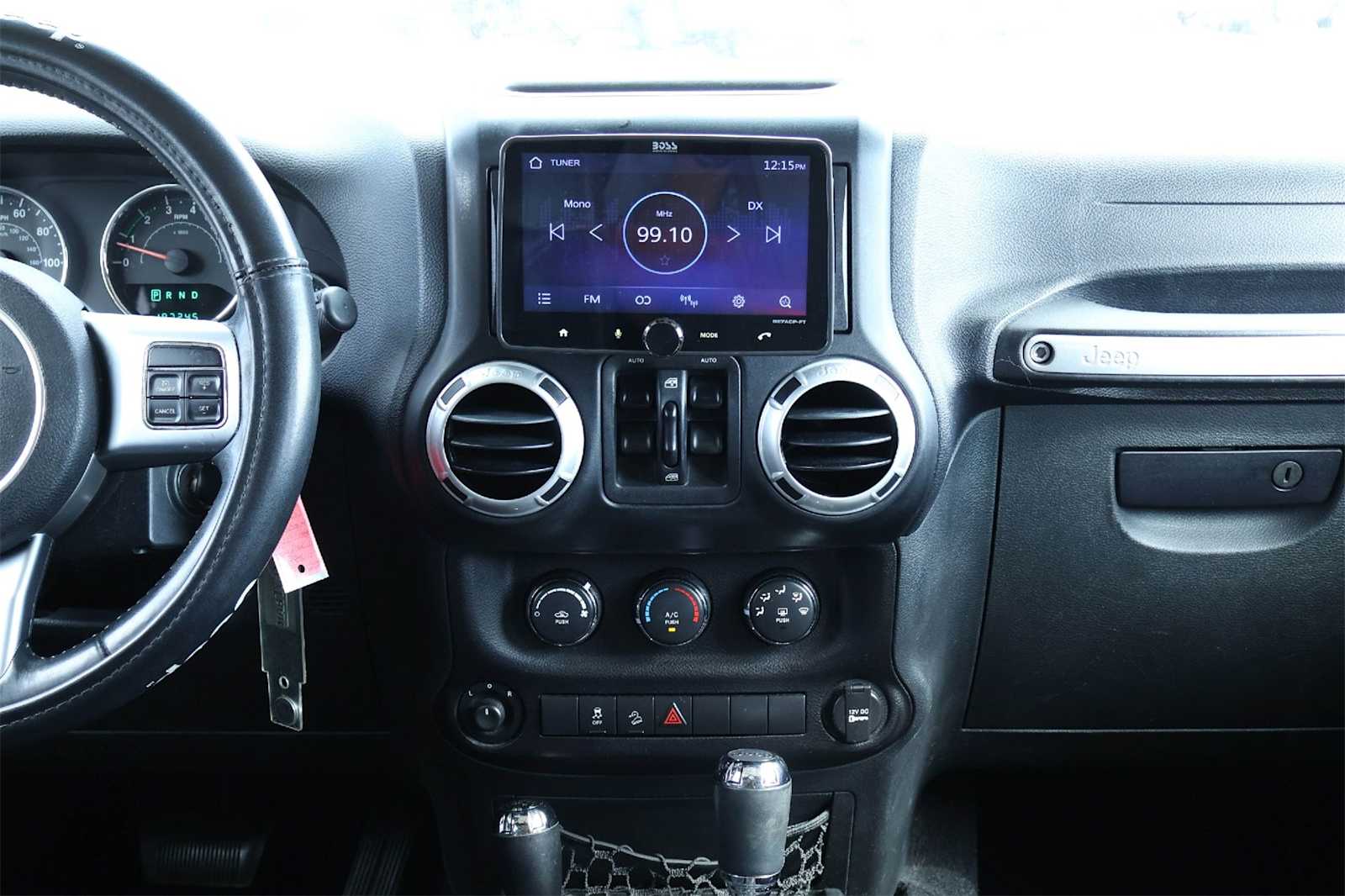 Thumbnail: 2012 Jeep Wrangler - 16