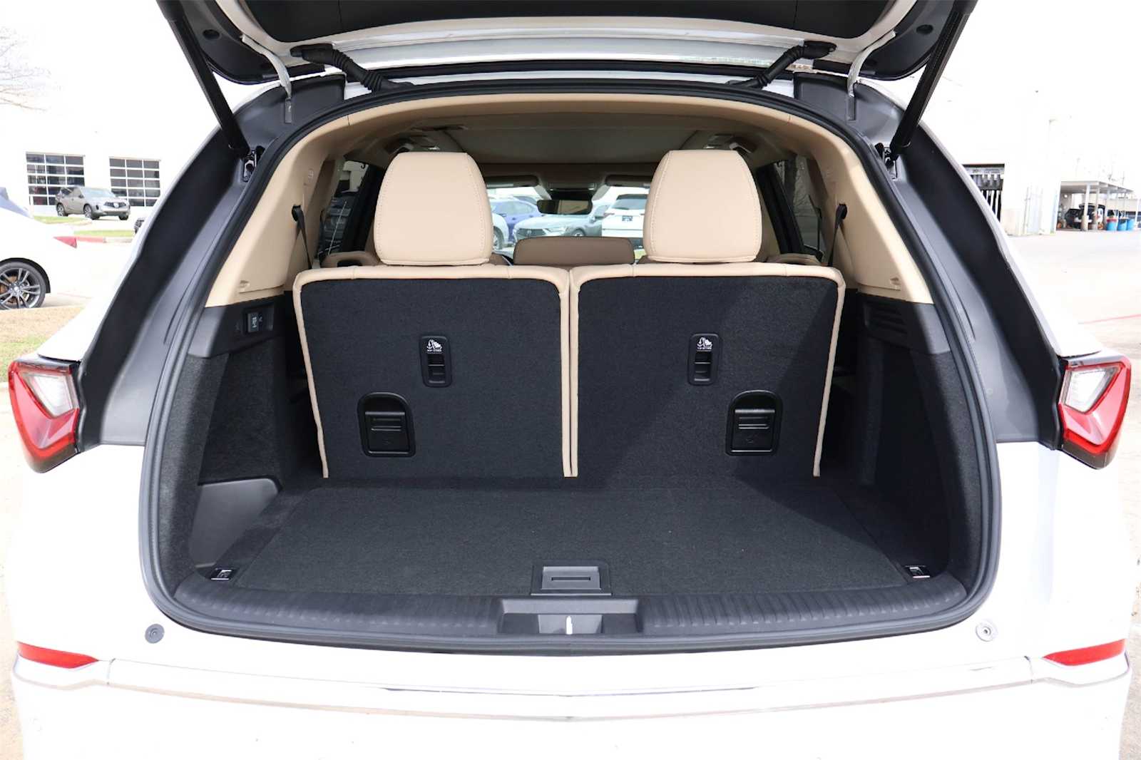 Thumbnail: 2026 Acura MDX - 19