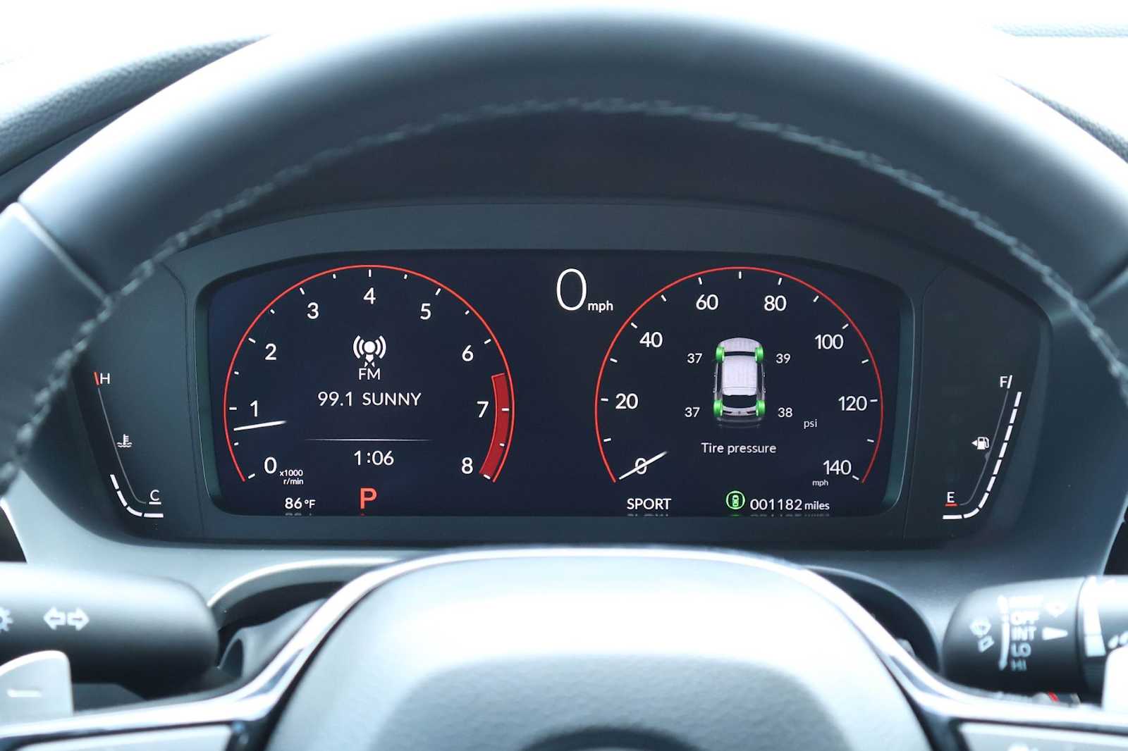 Thumbnail: 2025 Acura ADX - 18