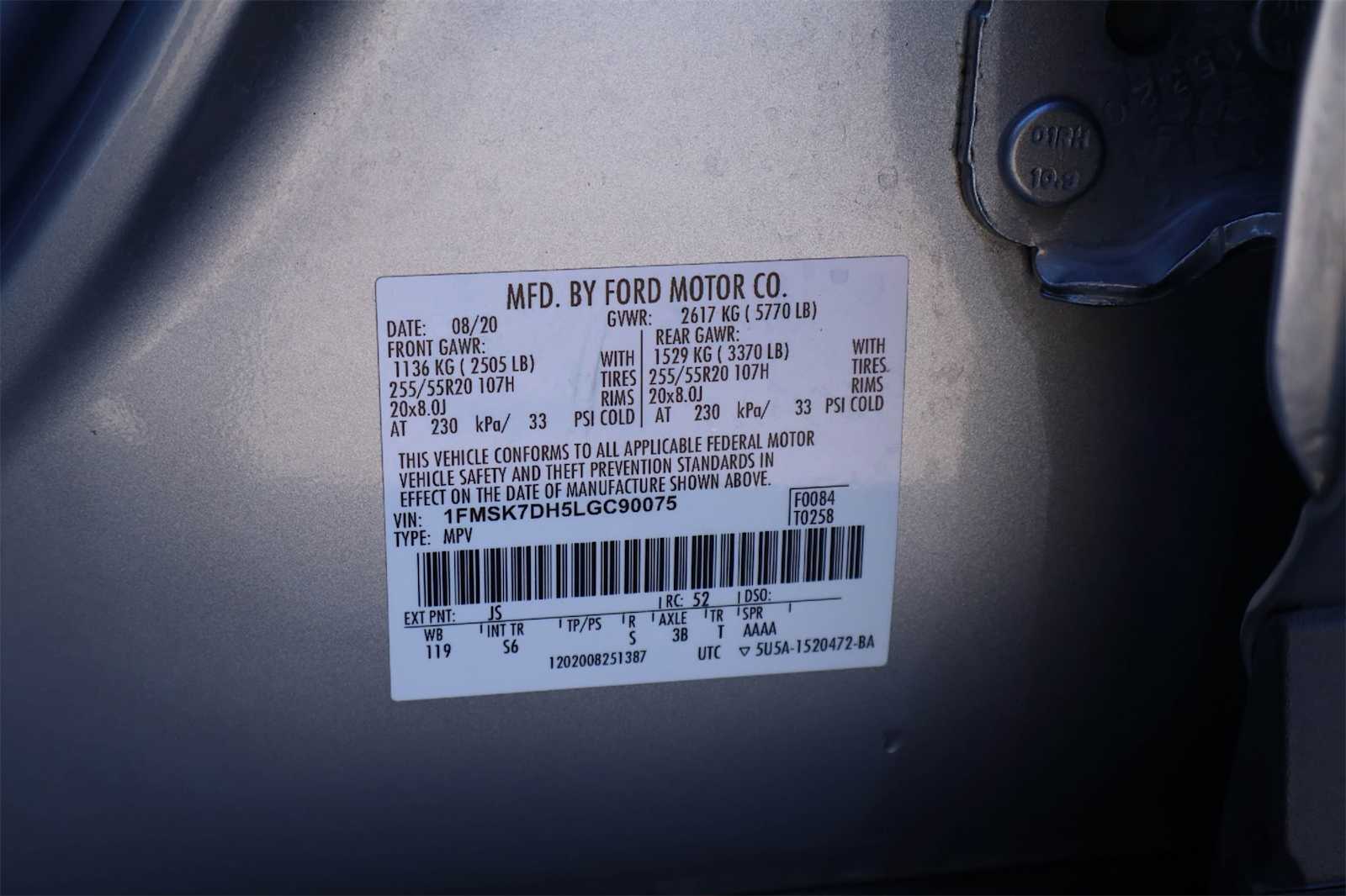 Thumbnail: 2020 Ford Explorer - 21